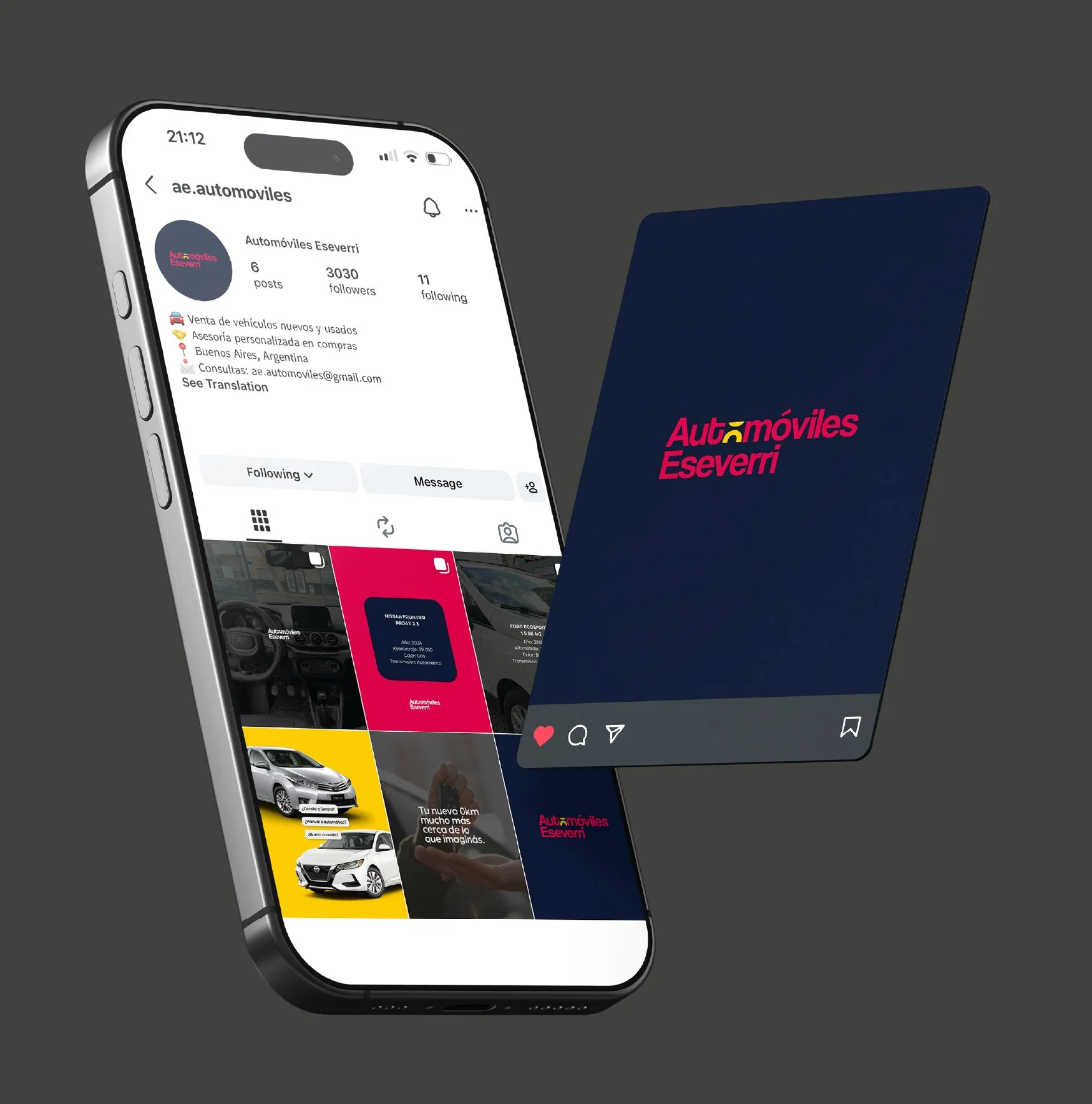 Teléfono móvil mostrando perfil de Instagram y publicidad de vehículos de Automóviles Eseverri con diferentes modelos y promociones.
