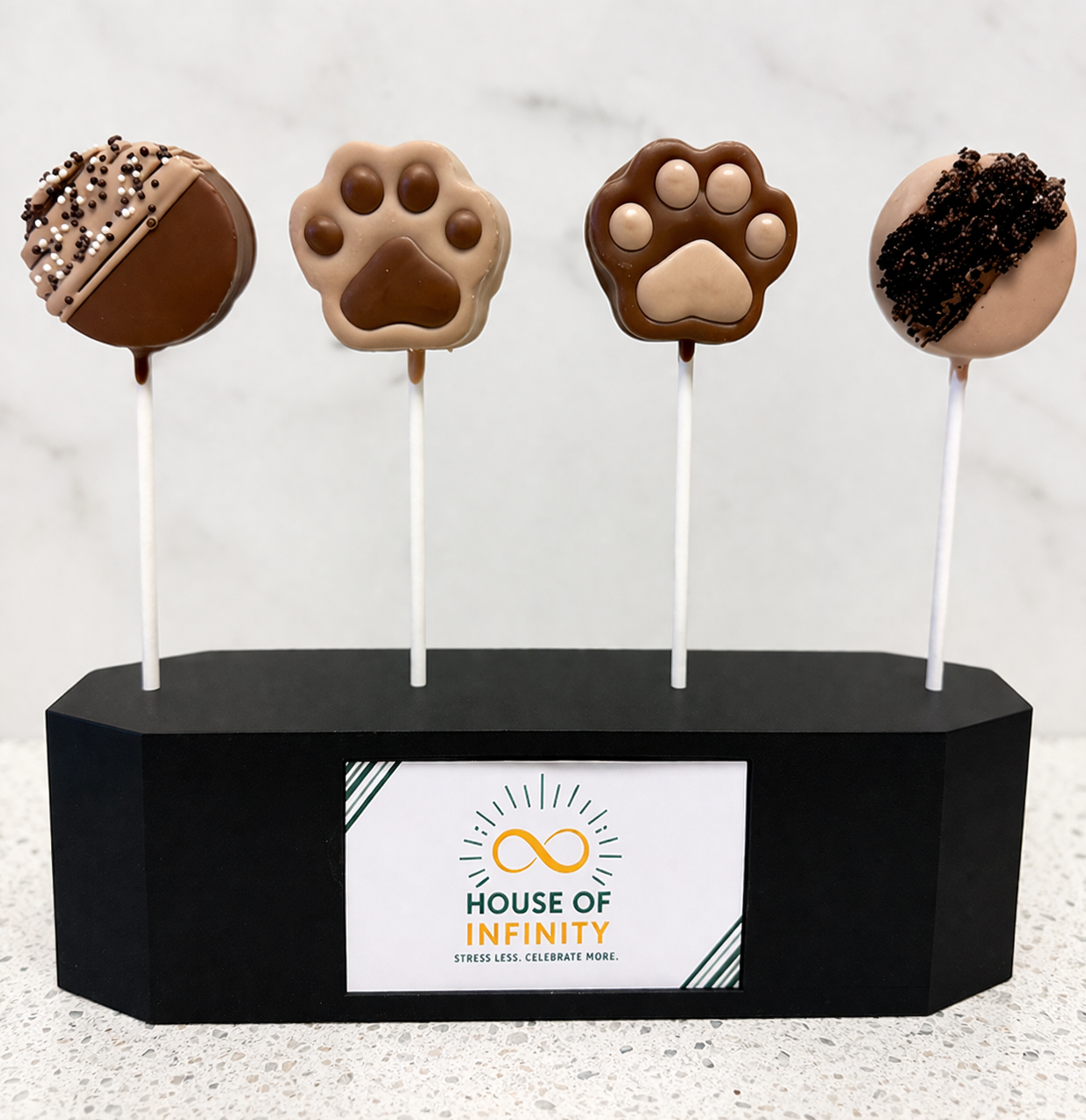 Dog Paws - Cake Pops.png