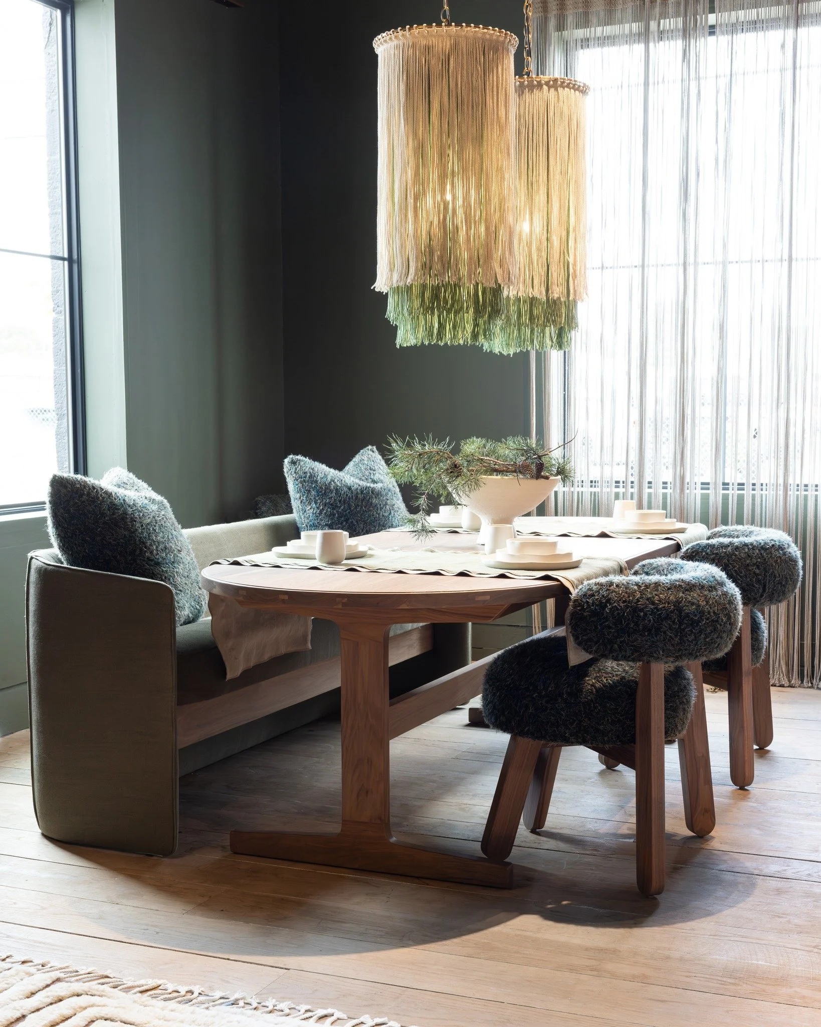 Finding Truly Custom Upholstery Online Shouldn&rsquo;t Be Impossible &mdash; That&rsquo;s why we&rsquo;re the only source offering all options directly from the brands you love.

Take a Peek &rarr;  www.suerestudio.com 

#suerestudio #verellenfurnitu