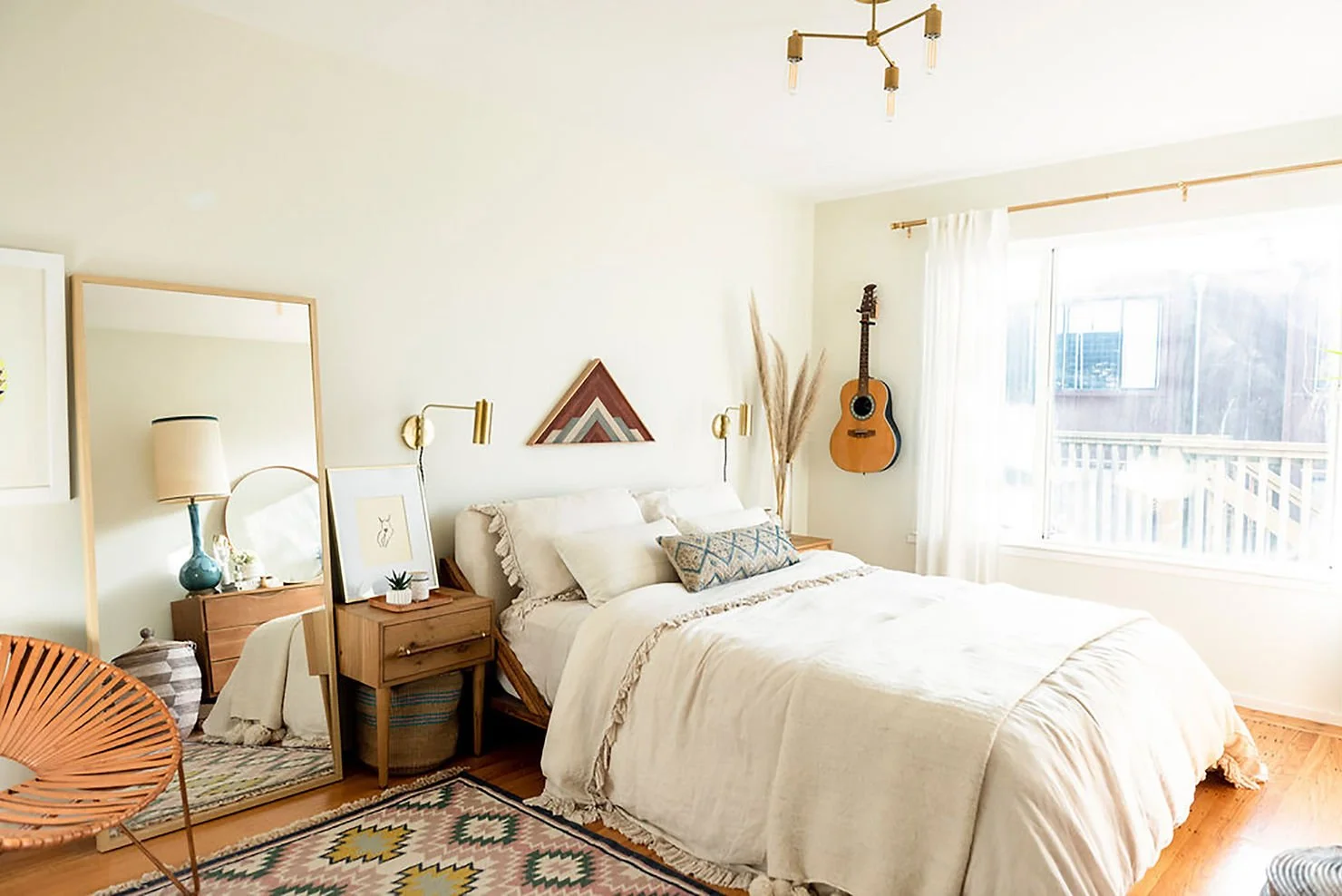   Designed by Sun Soul Style Interiors / Photography by     Julia Sperling      