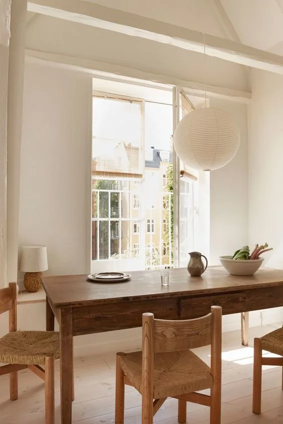 12-sun-soul-style-kauai-hawaii-interior-design-timeless-trend-paper-lighting.jpg
