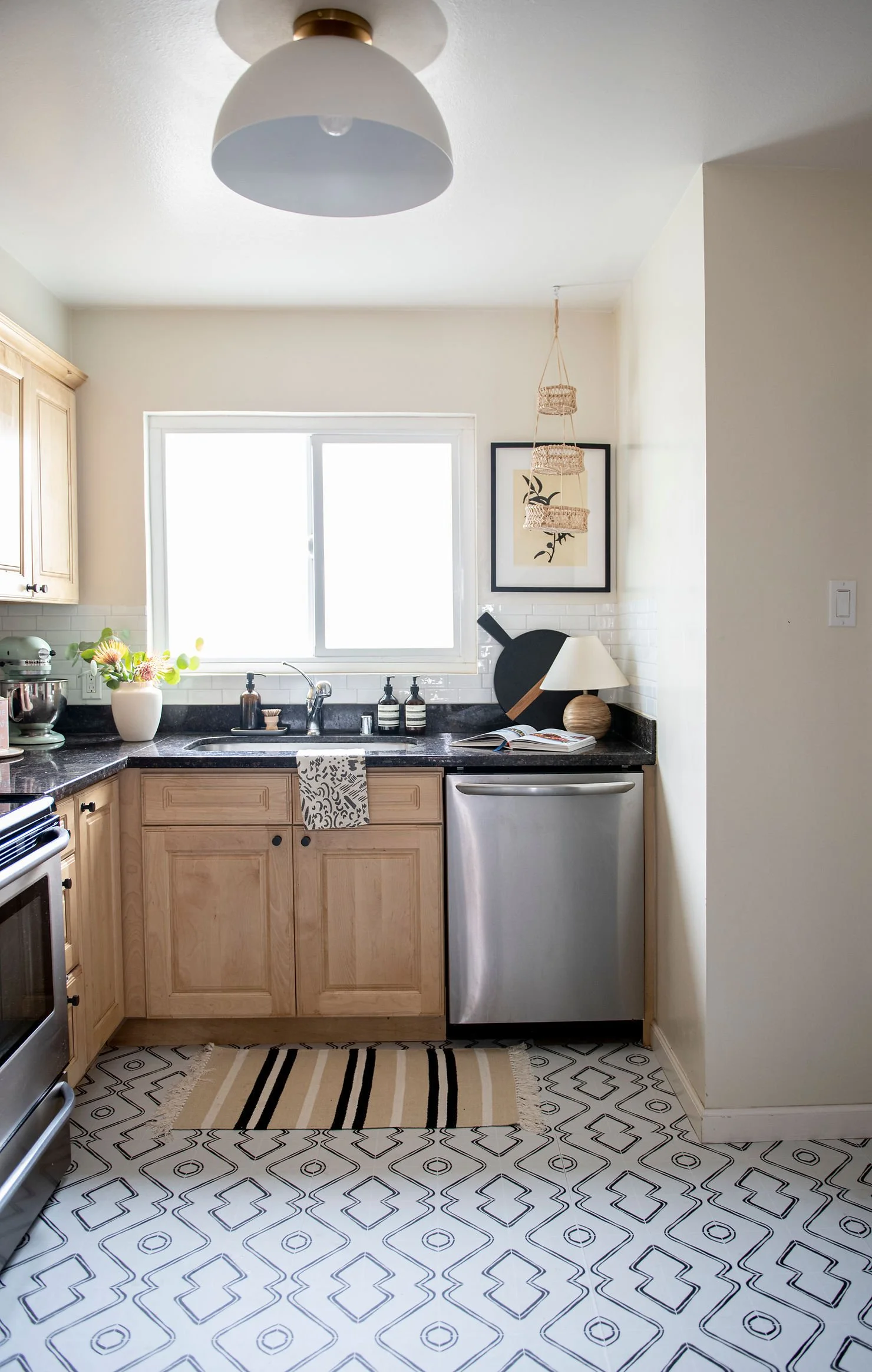 7-sun-soul-style-kauai-hawaii-interior-design-kitchen-reveal-renter-friendly-reno-with-quadrostyle-vinyl-floor.jpg