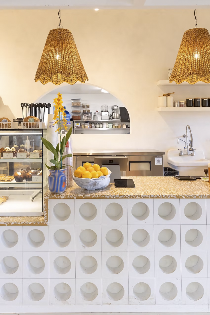 sun-soul-style-interior-design-hawaii-kauai-commercial-java-kai-coffee-shop-6.png