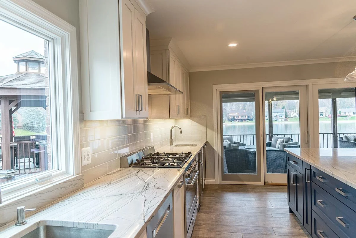 Kitchen after.