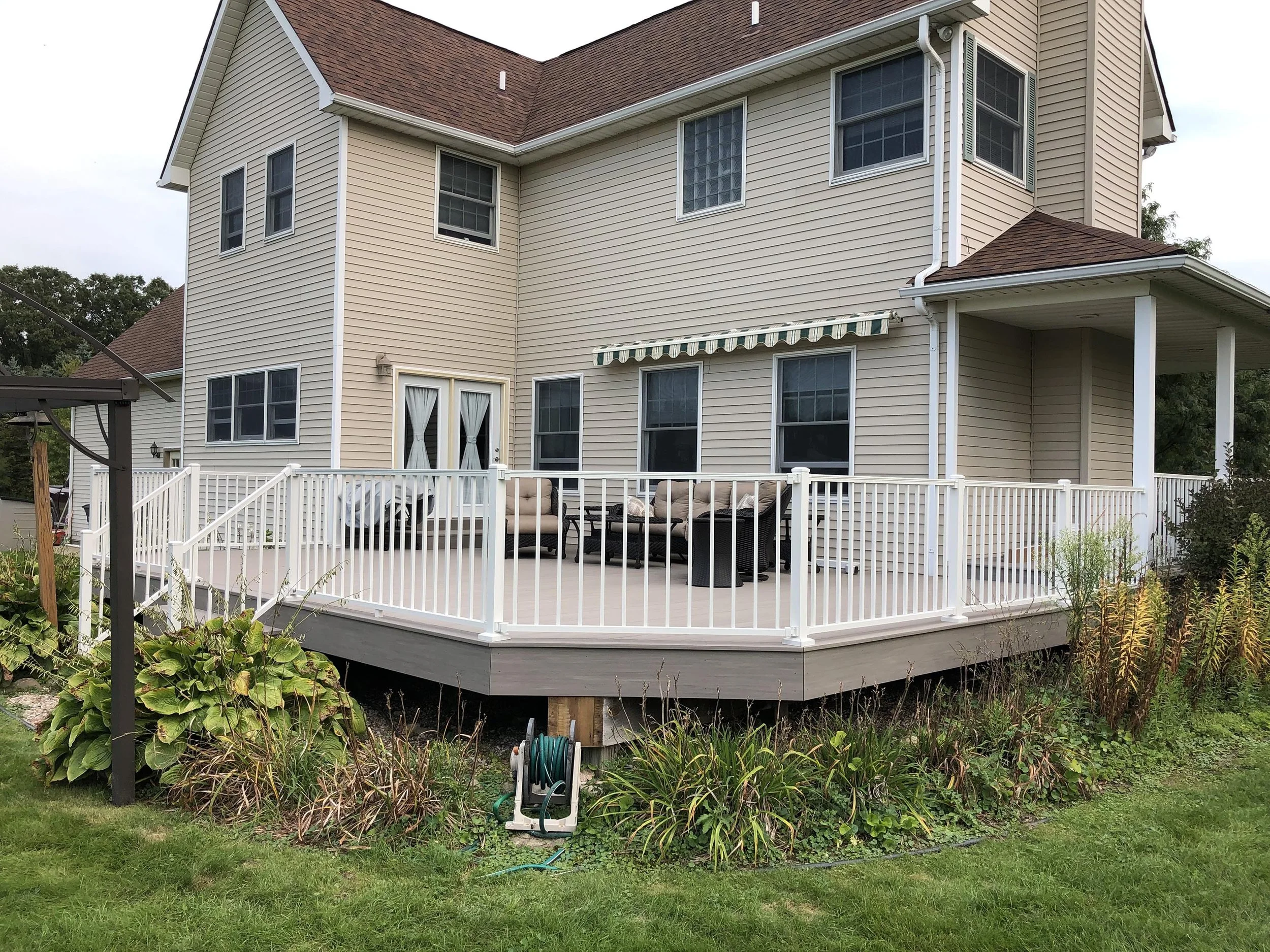 Reid road, Bruce twp. Complete kitchen remodel. Also, rebuilt the existing deck and installed new Trex decking and railings.