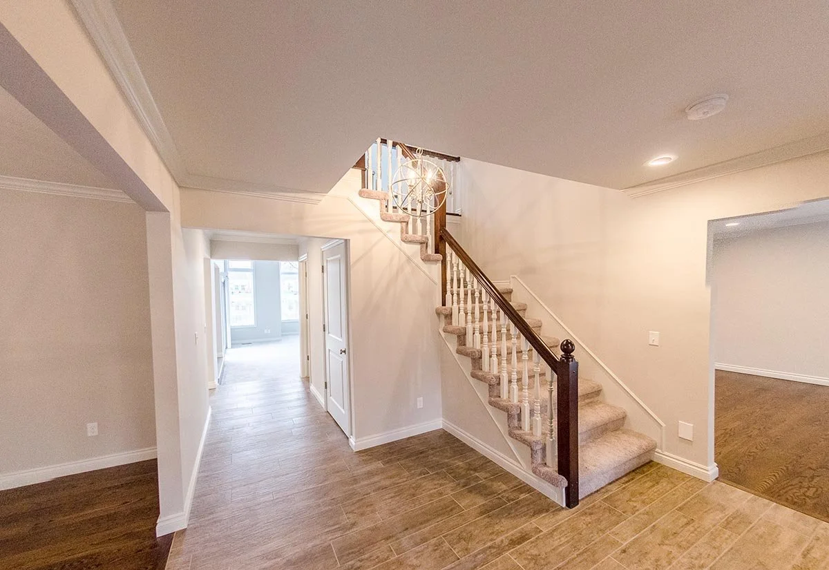 Lipski foyer after.
