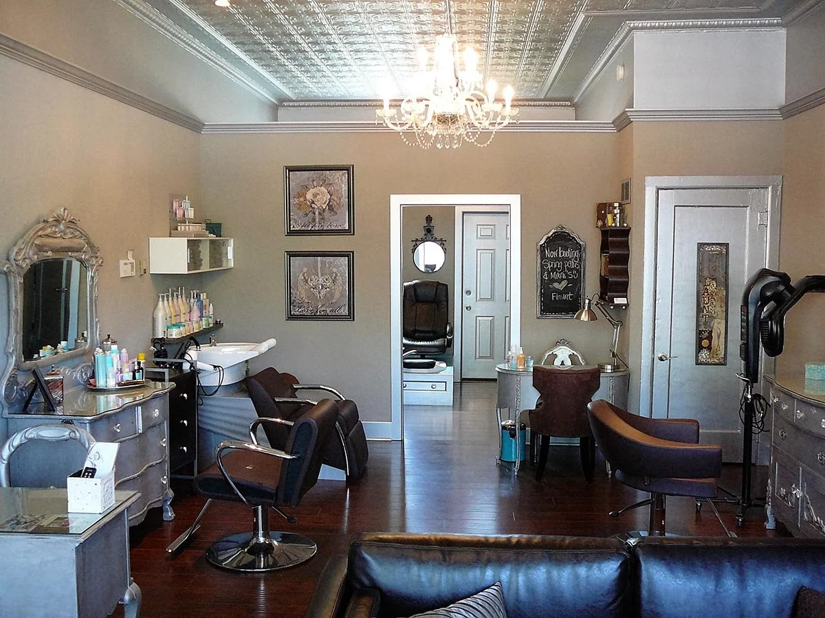 Complete interior renovation of the “original” Flaunt Salon.  Utica, MI.