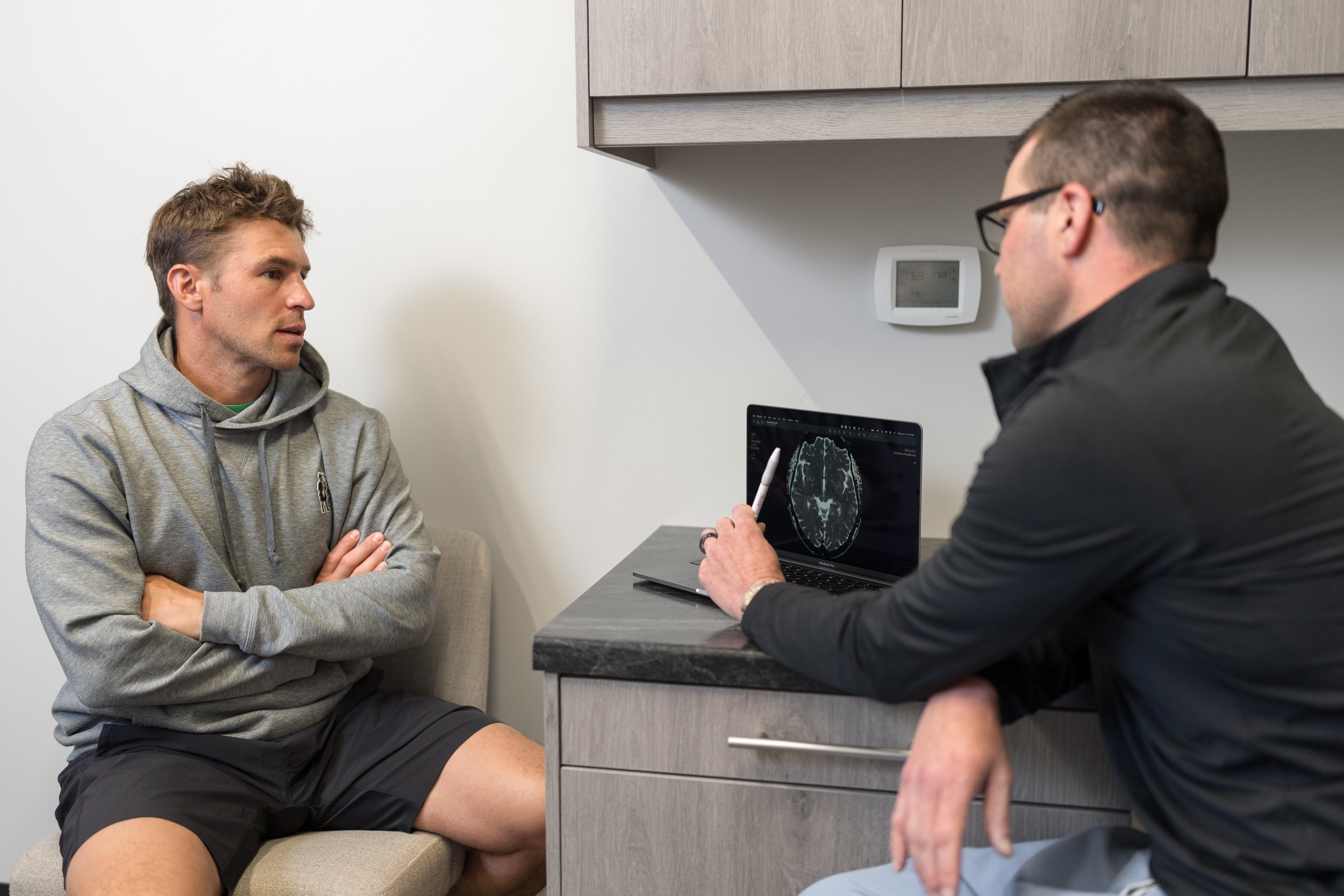 Dr. Dave with patient, gevitymed, longevity, concierge medicine, membership