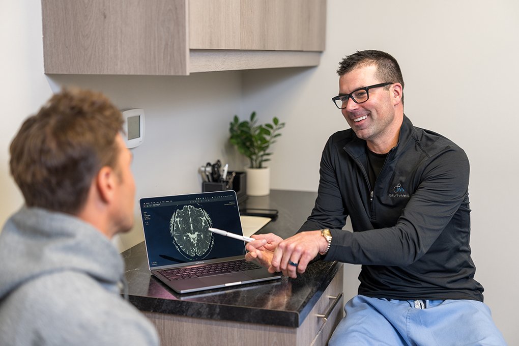 Dr. Dave with patient, gevity med, longevity, concierge medicine, membership