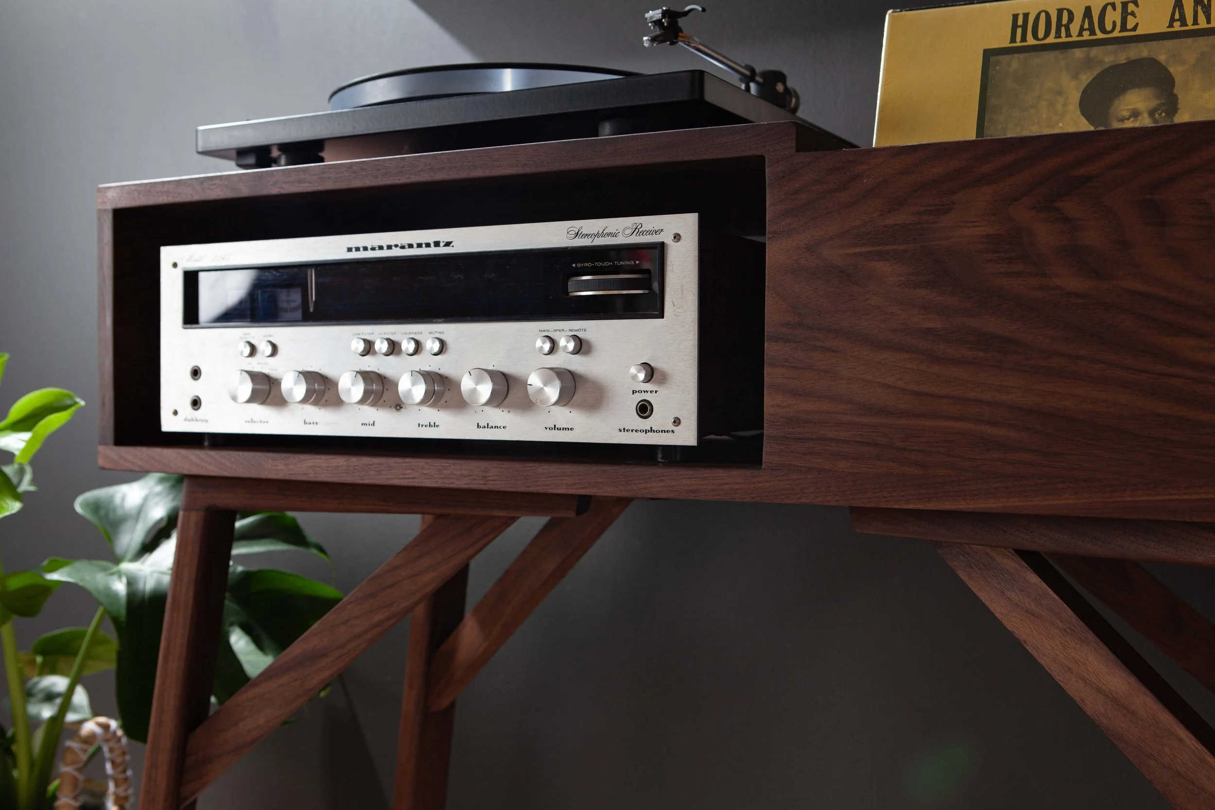 109_HiFi_Woodworks_ProductShots_260609.jpg