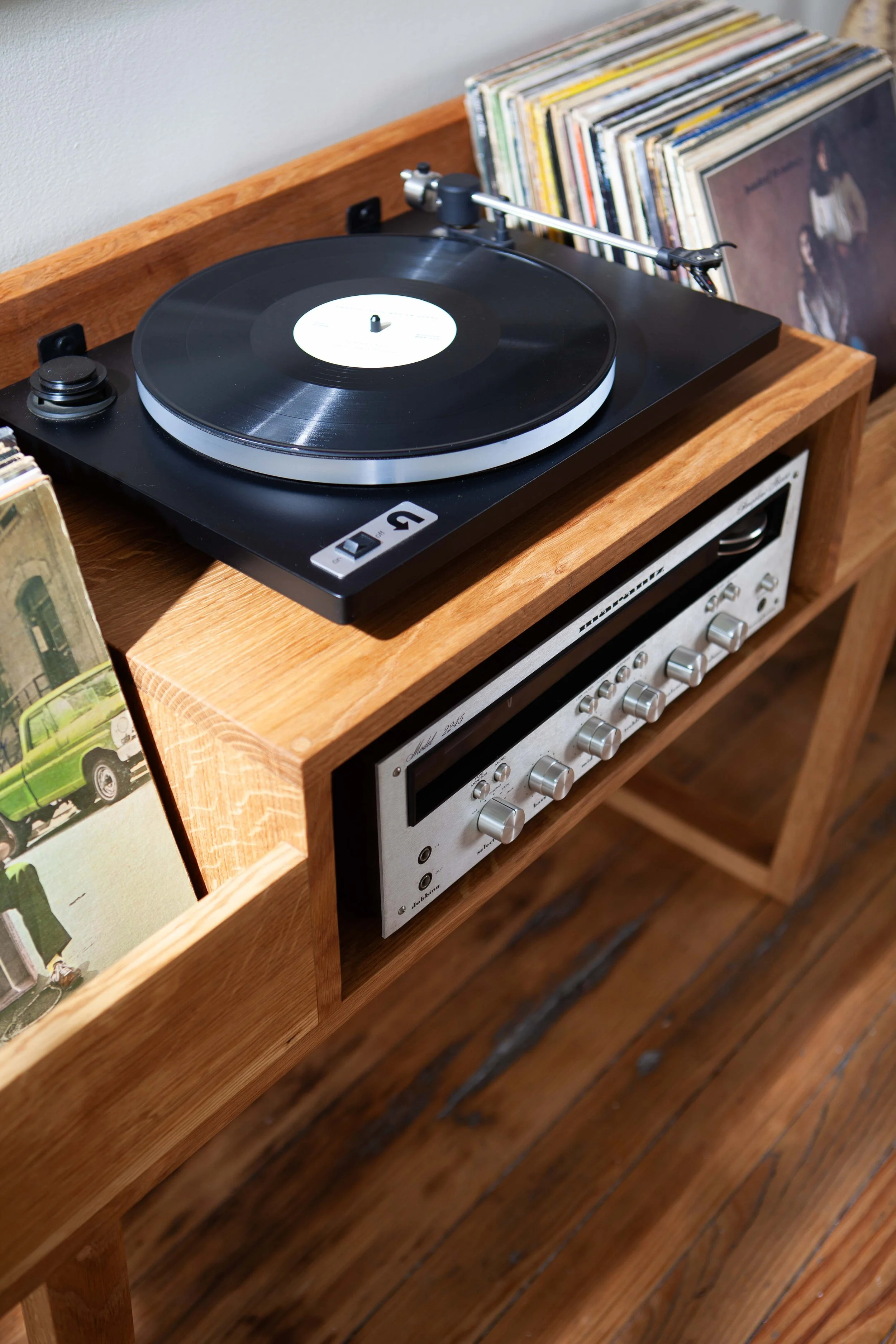 215_HiFi_Woodworks_ProductShots_260609.jpg