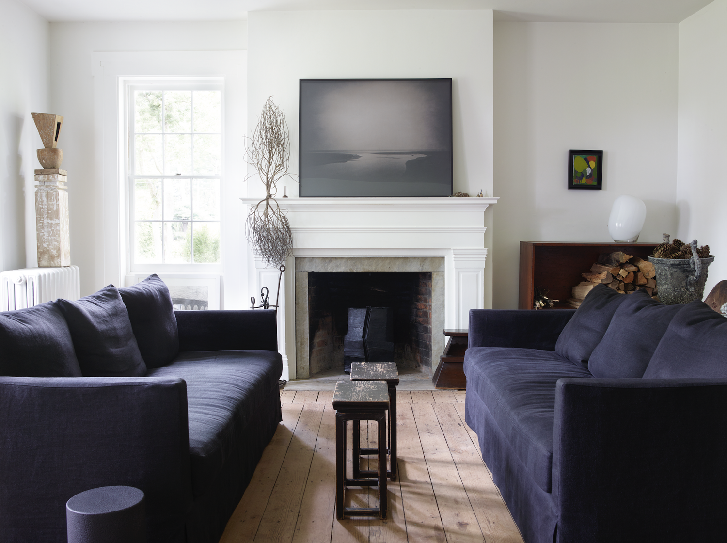 Interiors by MR Architecture + Decor, photography by Simon Upton