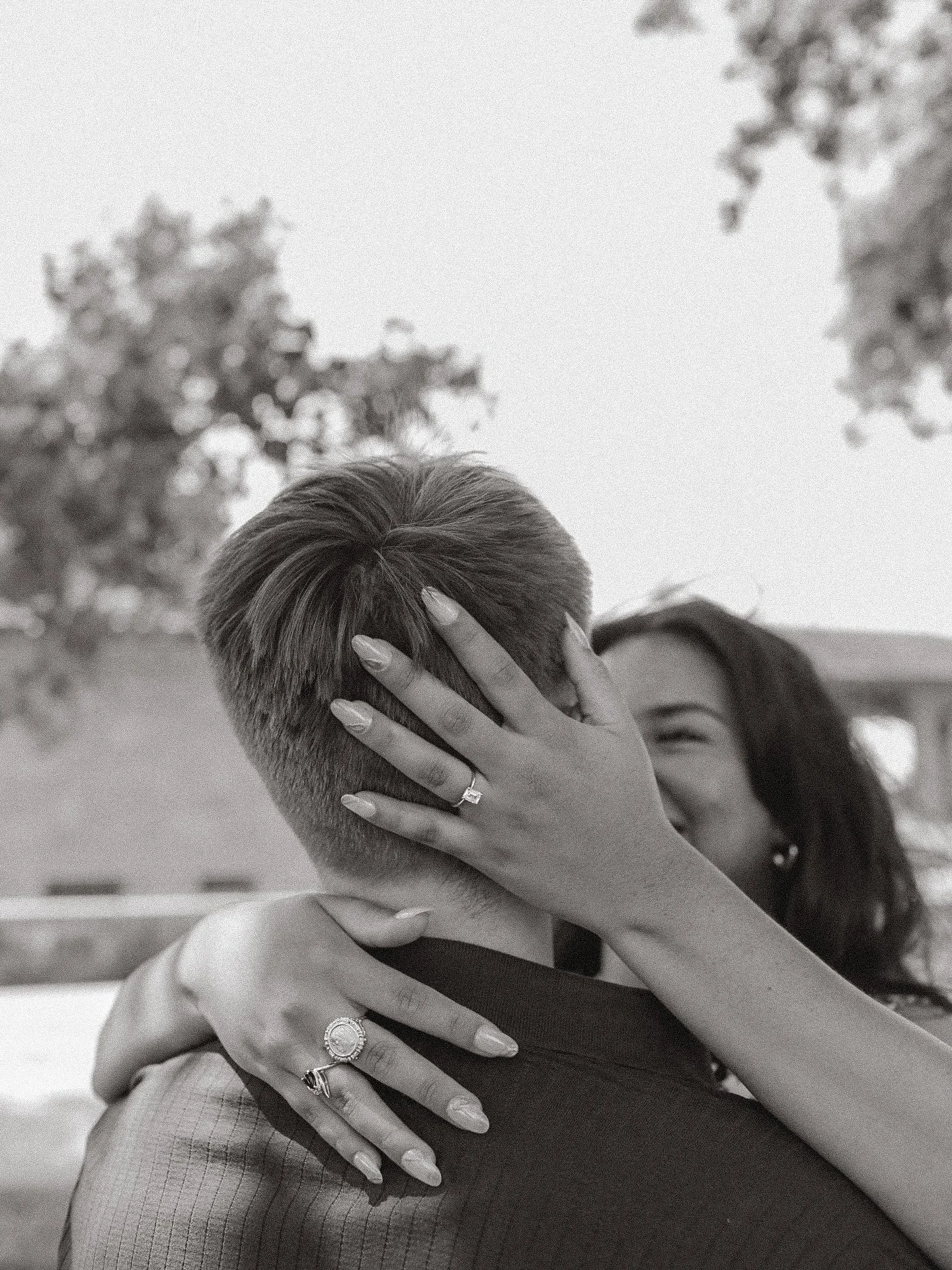 Dara &amp; Adam&rsquo;s proposal🥂
It will never get old being able to witness and capture the beautiful moments like these. Huge congrats to you both!

~ digital ~

#engagementphotographer #proposalphotographer #kansascityphotographer #kansascitypho