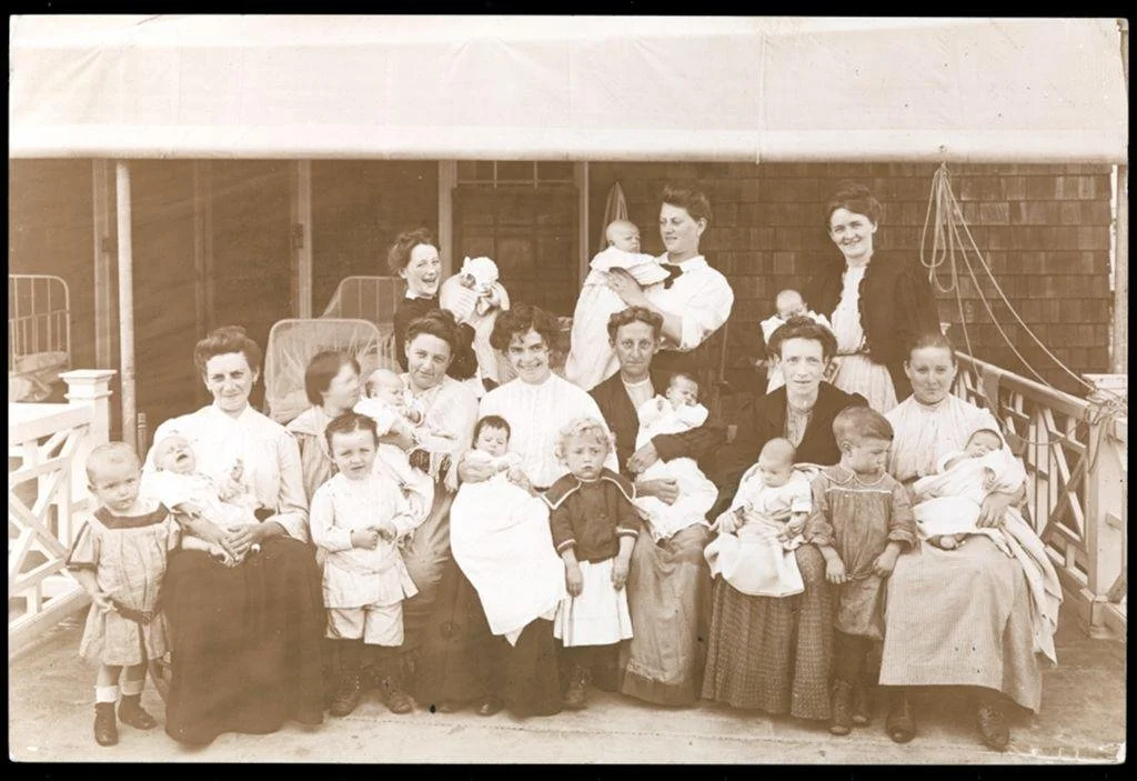 18491914-Mothersbabies-ca 1895 (1).jpg