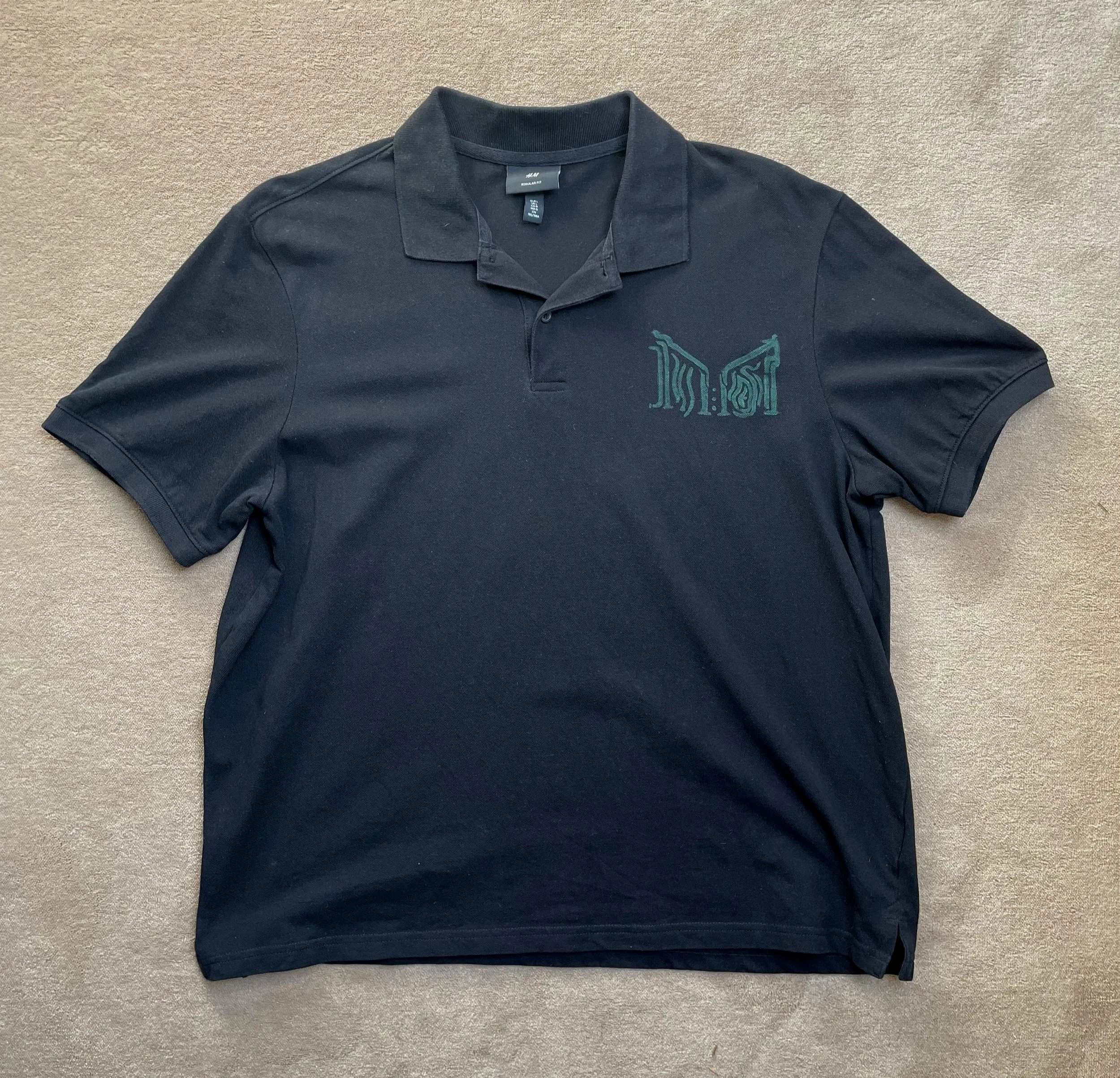 "Uruz" polo —may. 2025 [front]