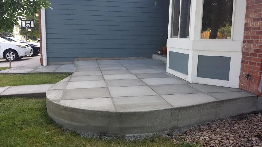 Regular concrete front porch with tile look