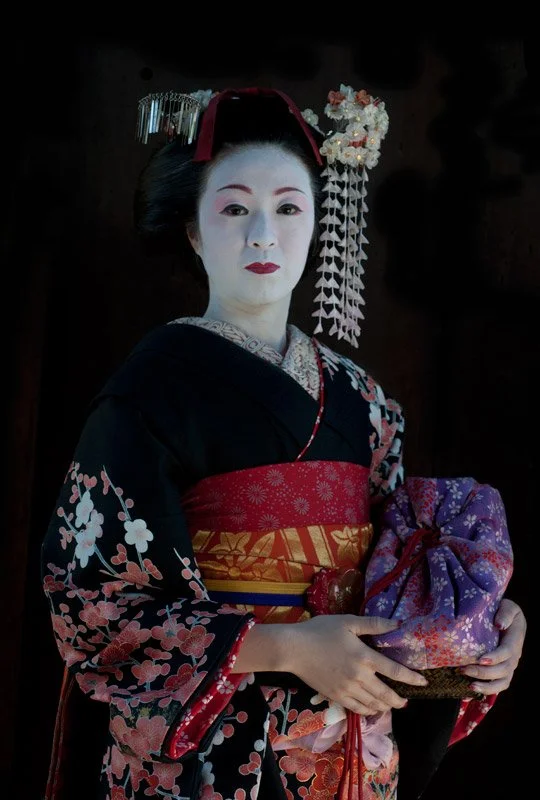 006-FACES-ASIA-JAPAN-KYOTO-Geisha-01.jpg