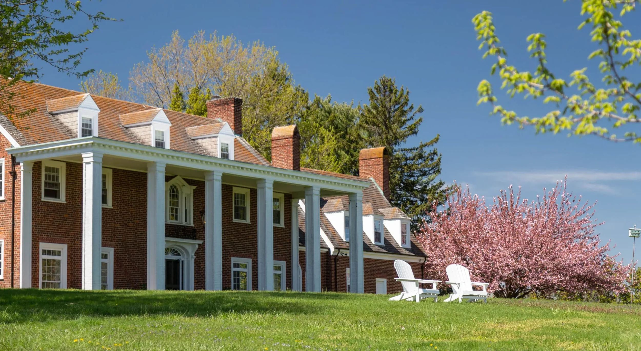 The Inn at TACARO ESTATE