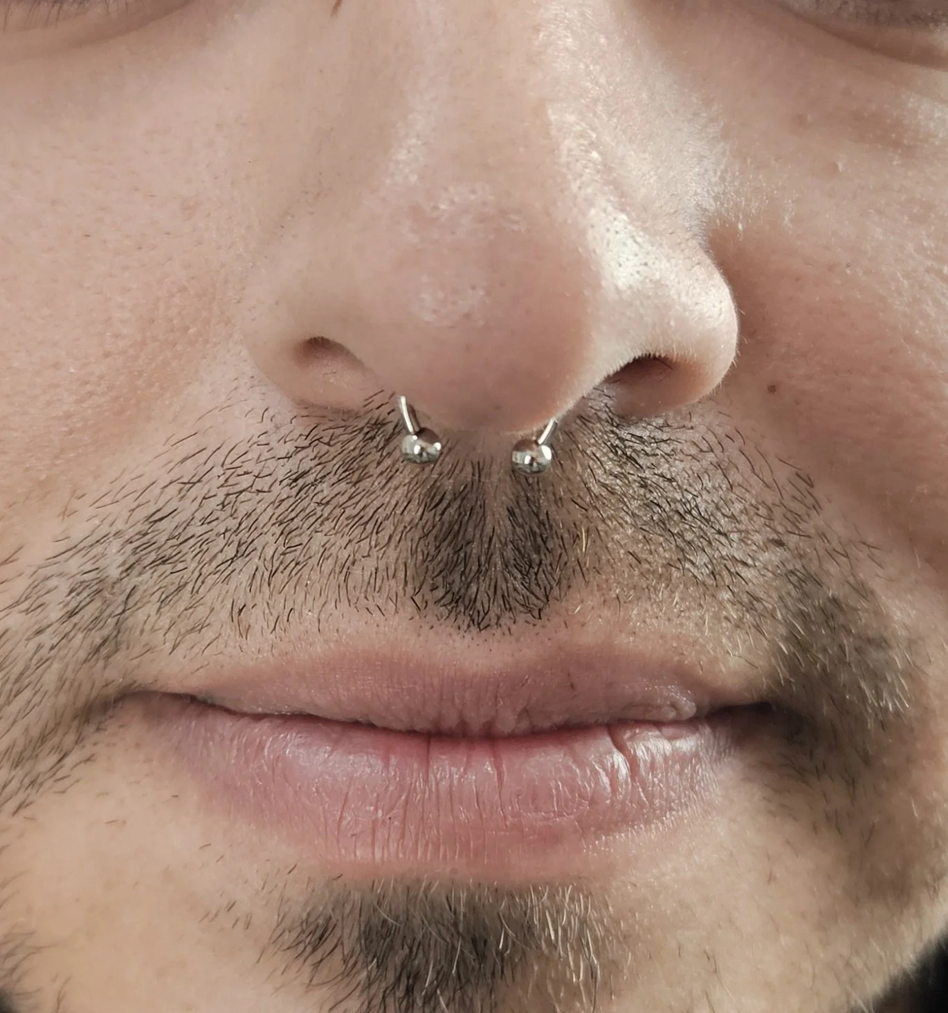 Realización de piercings