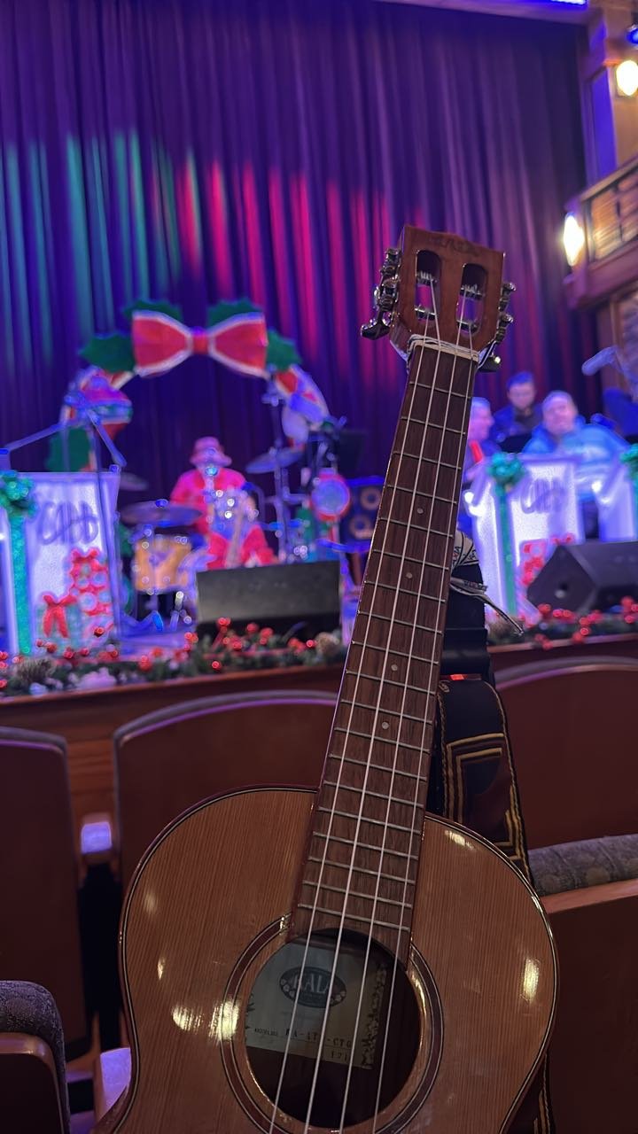 This coming Thursday December 11th I&rsquo;ll be playing at Jalapeno's Authentic Mexican Food again for some acoustic music and Christmas tunes!

5:30-7:30

It&rsquo;s men&rsquo;s night so stop in if you&rsquo;re out and about. 

Today I&rsquo;m at S