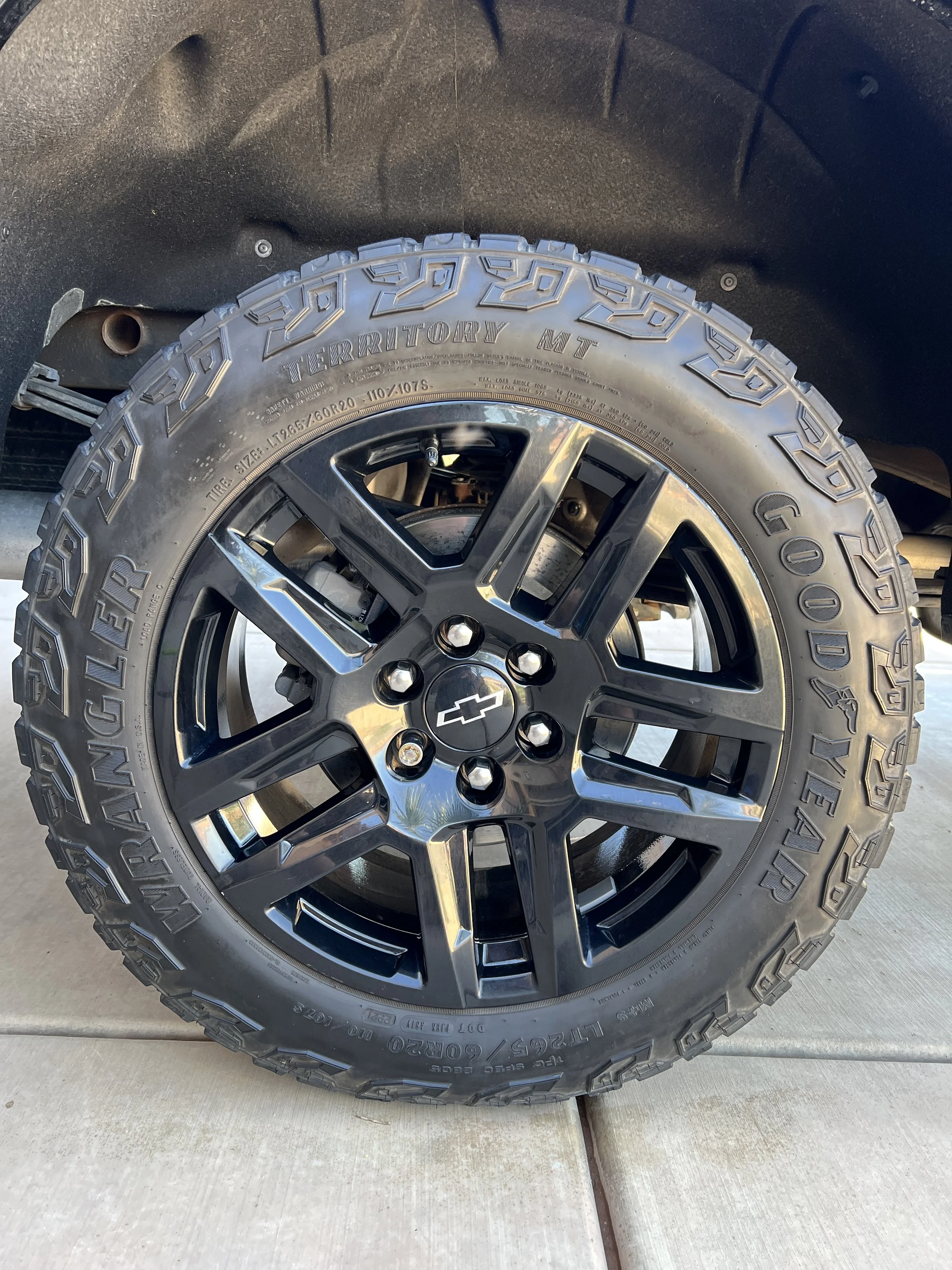 clean tire and rim after a mobile detailing company did an exterior detail