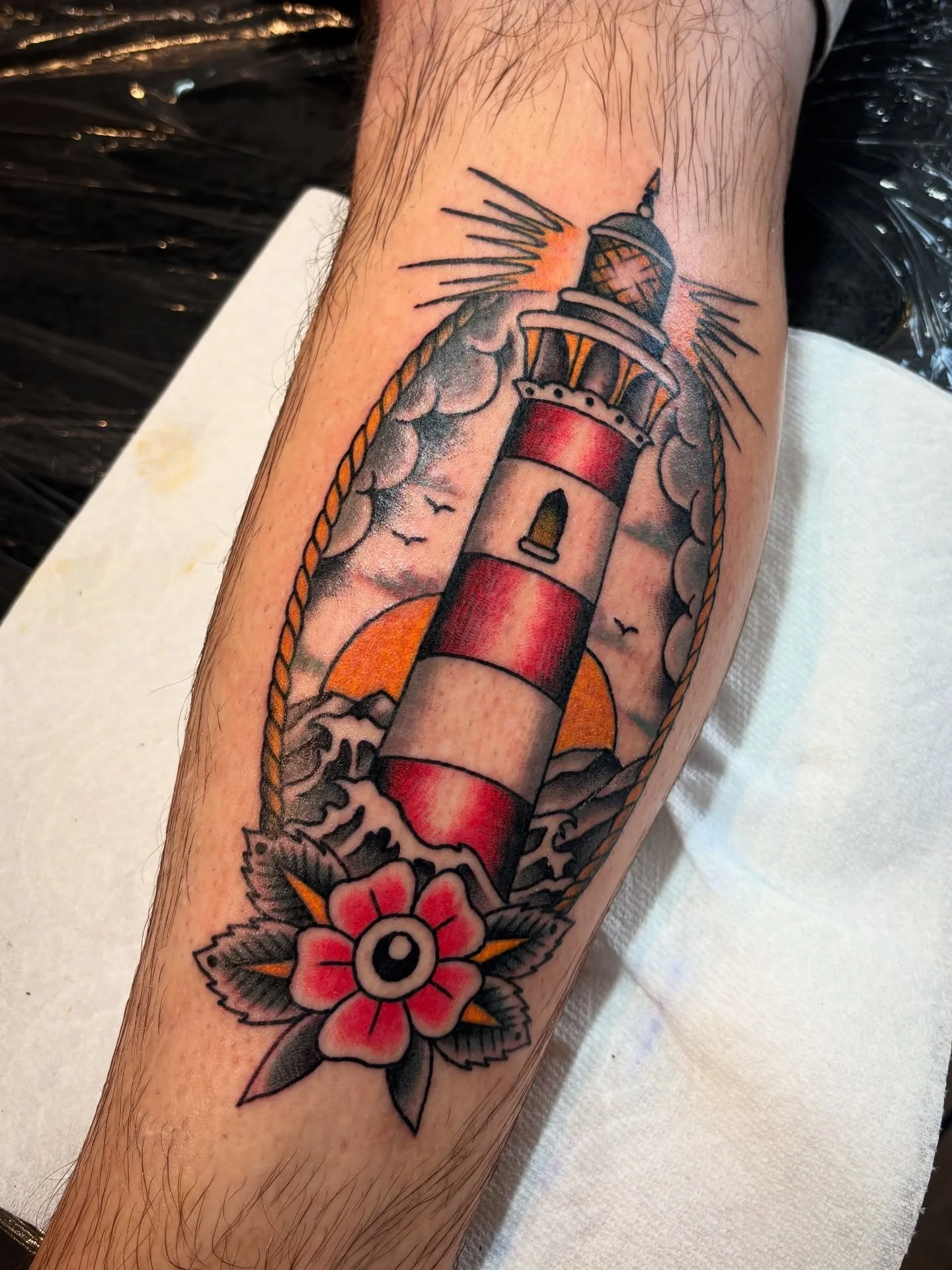 Fun one for Johnathon @tattoodaydream 
.
.
.
#meridiantattoo #meridianidaho #meridiantattooshop #boisetattoo
#fyp #explore #flashtattoo #idahotattoo#idahotattooers #traditionaltattoos #traditionaltattoo #oldlines #girlswithtattoos #inkedgirls #inkedg