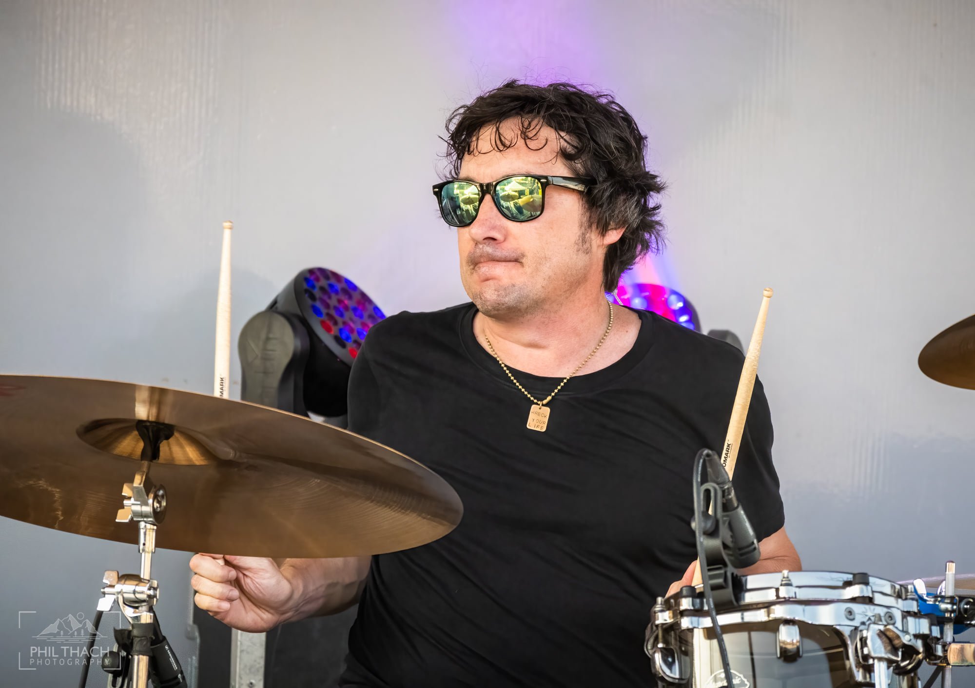 Dan Walker live with Bella Lam, drums, drum sticks, Chattanooga