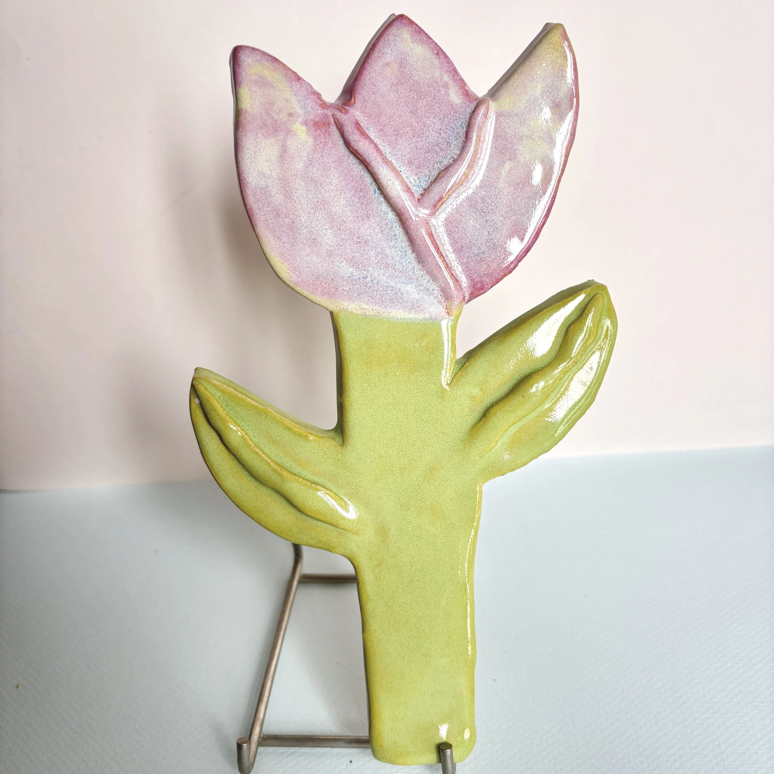 tulip wall object