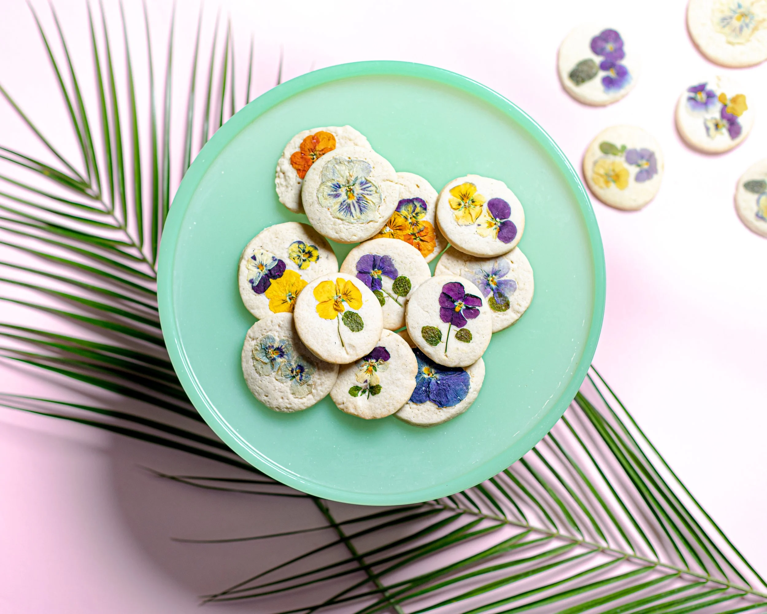 Artisanal flower pressed cookies from Charleston pastry studio—perfect for weddings, bridal showers, private events, and local corporate gifting