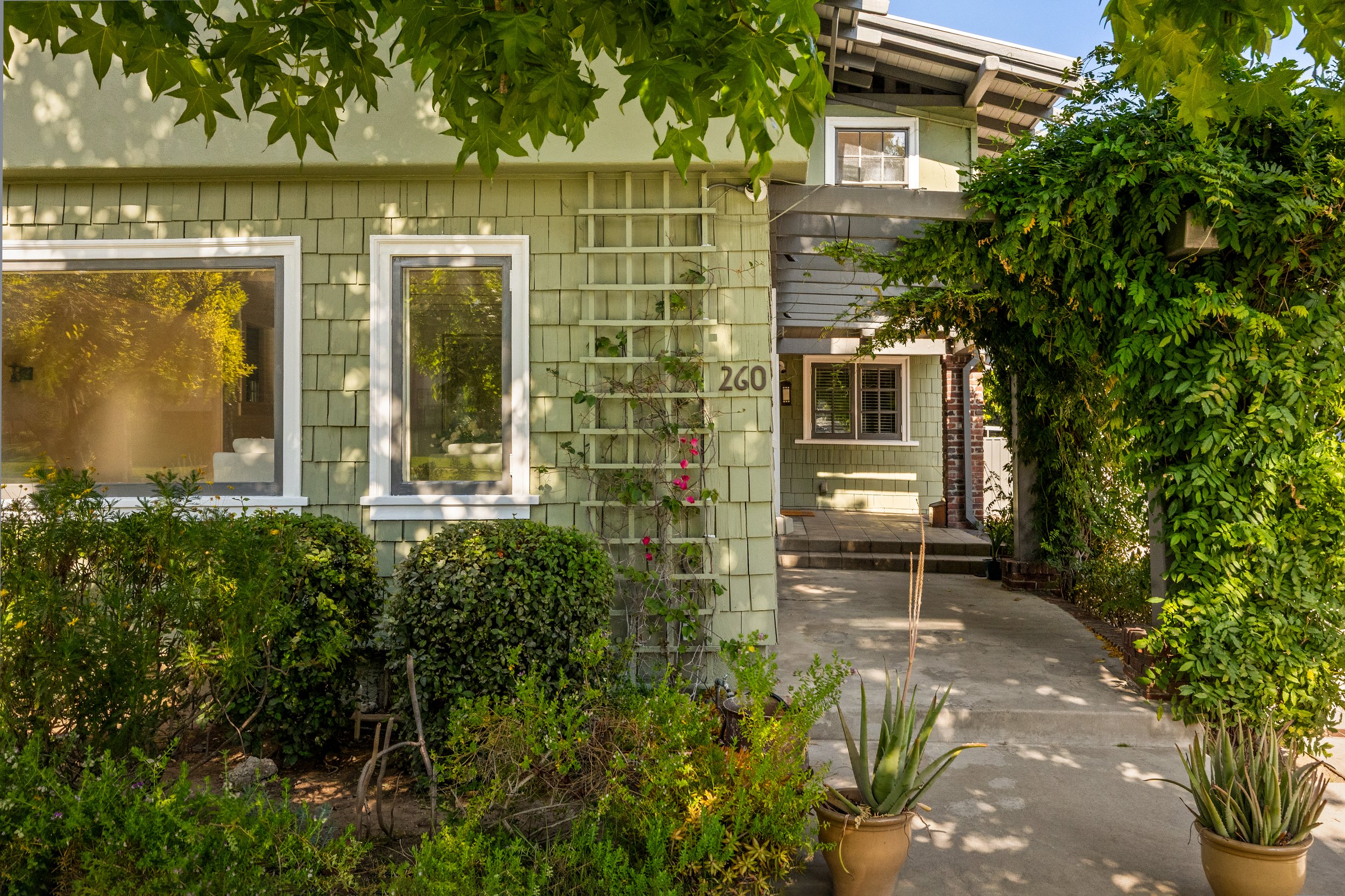 front ext 3 Full.jpg