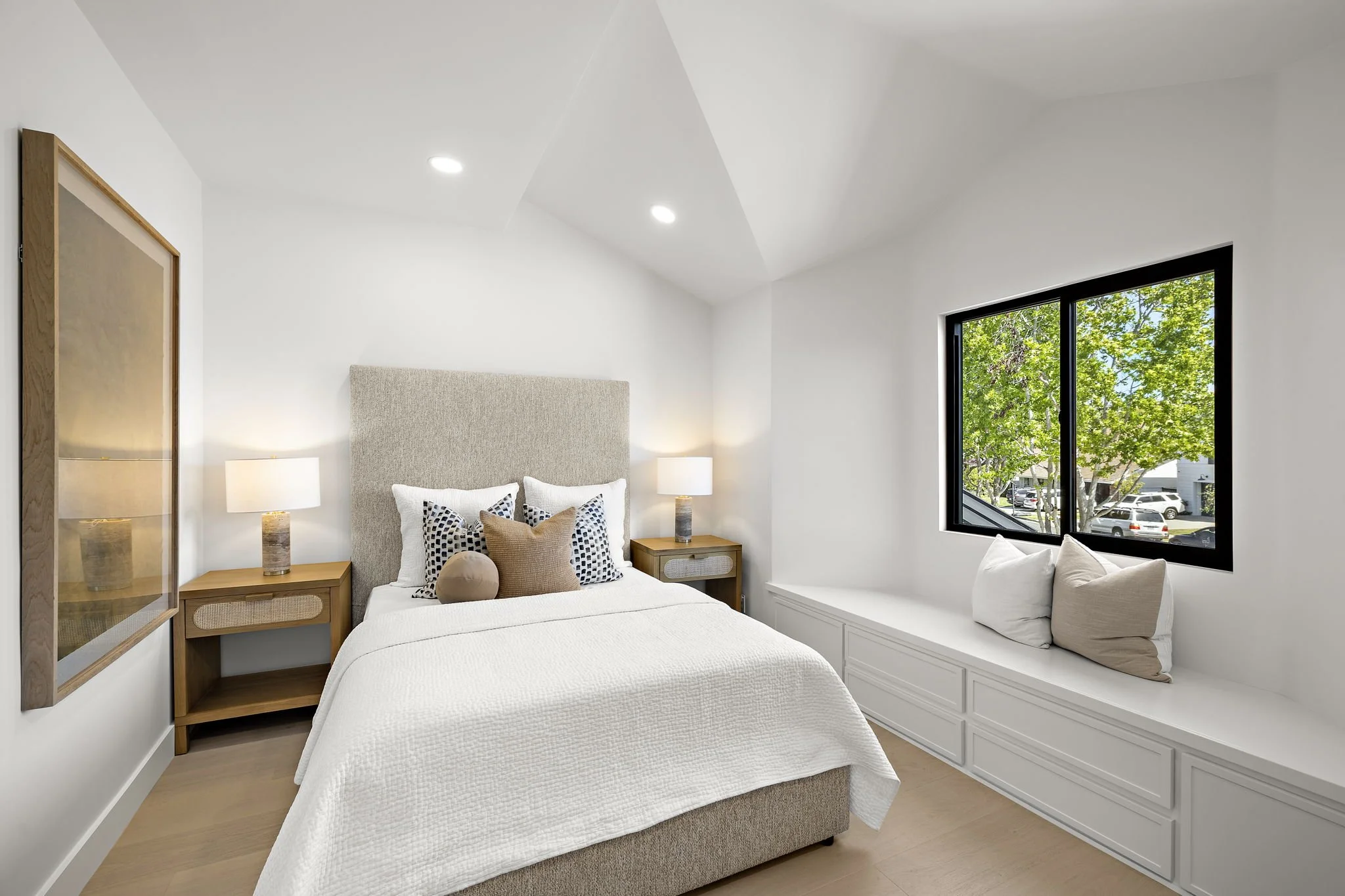 49-web-or-mls-1700 Port Ashley 31.jpg