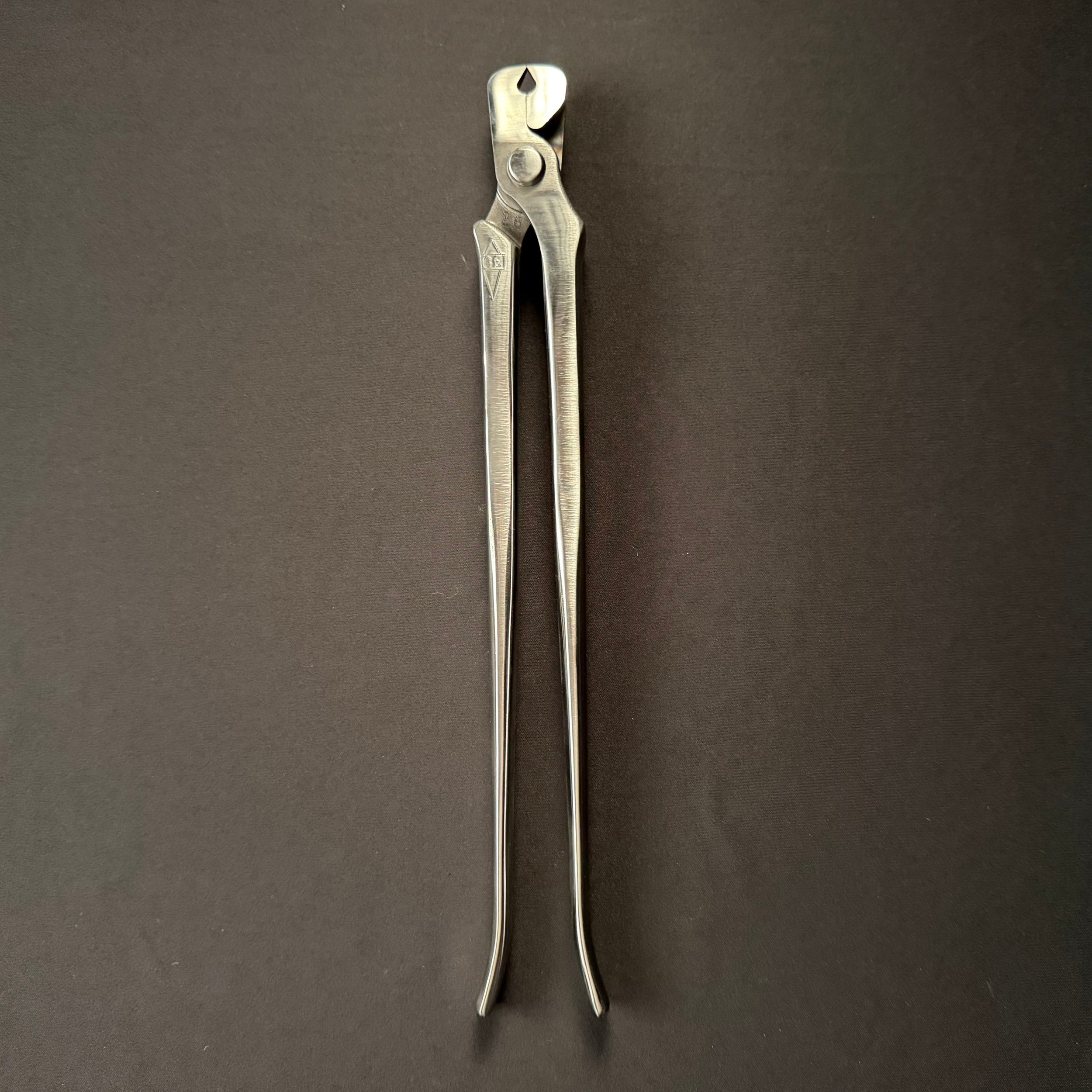 EZ Crease Nail Puller.jpg