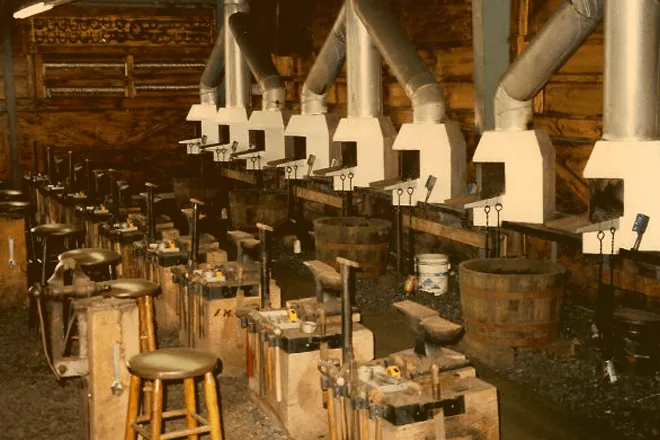 Danny Ward Horseshoeing School