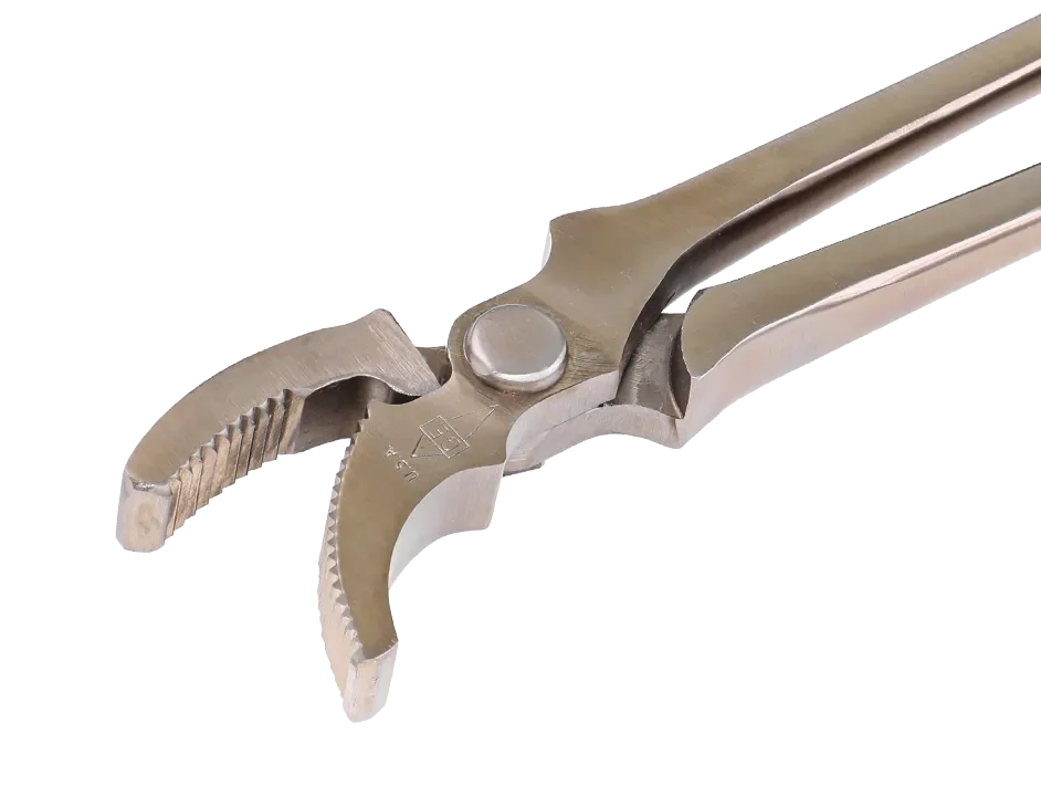 curved jaw clinchers.webp