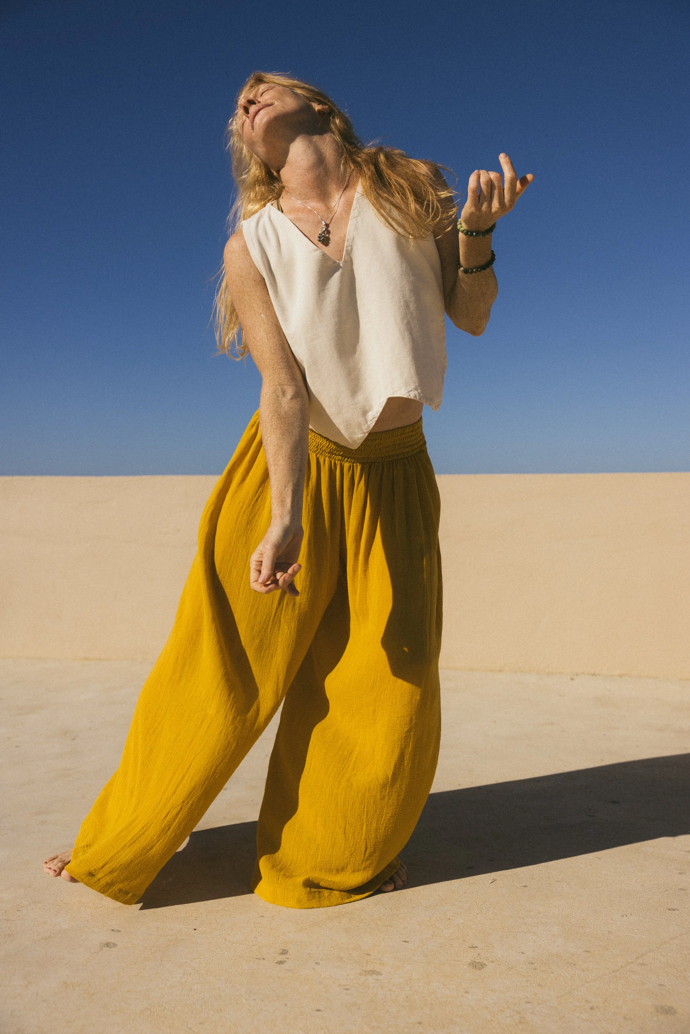 Claire, an embodiment guide and Earth Tantra student, offering grounded spaces for healing, expression, self-awareness, and connection.