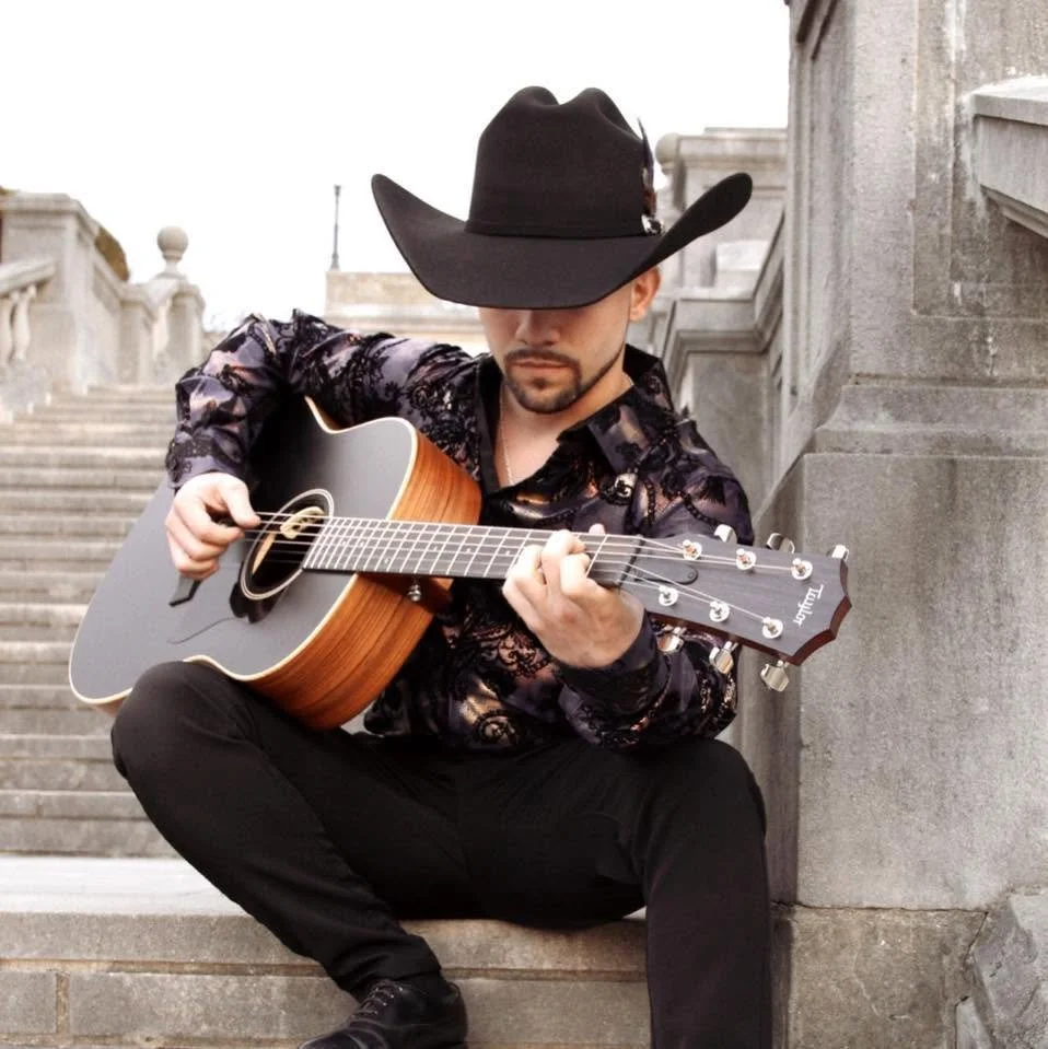 Elias Gomez