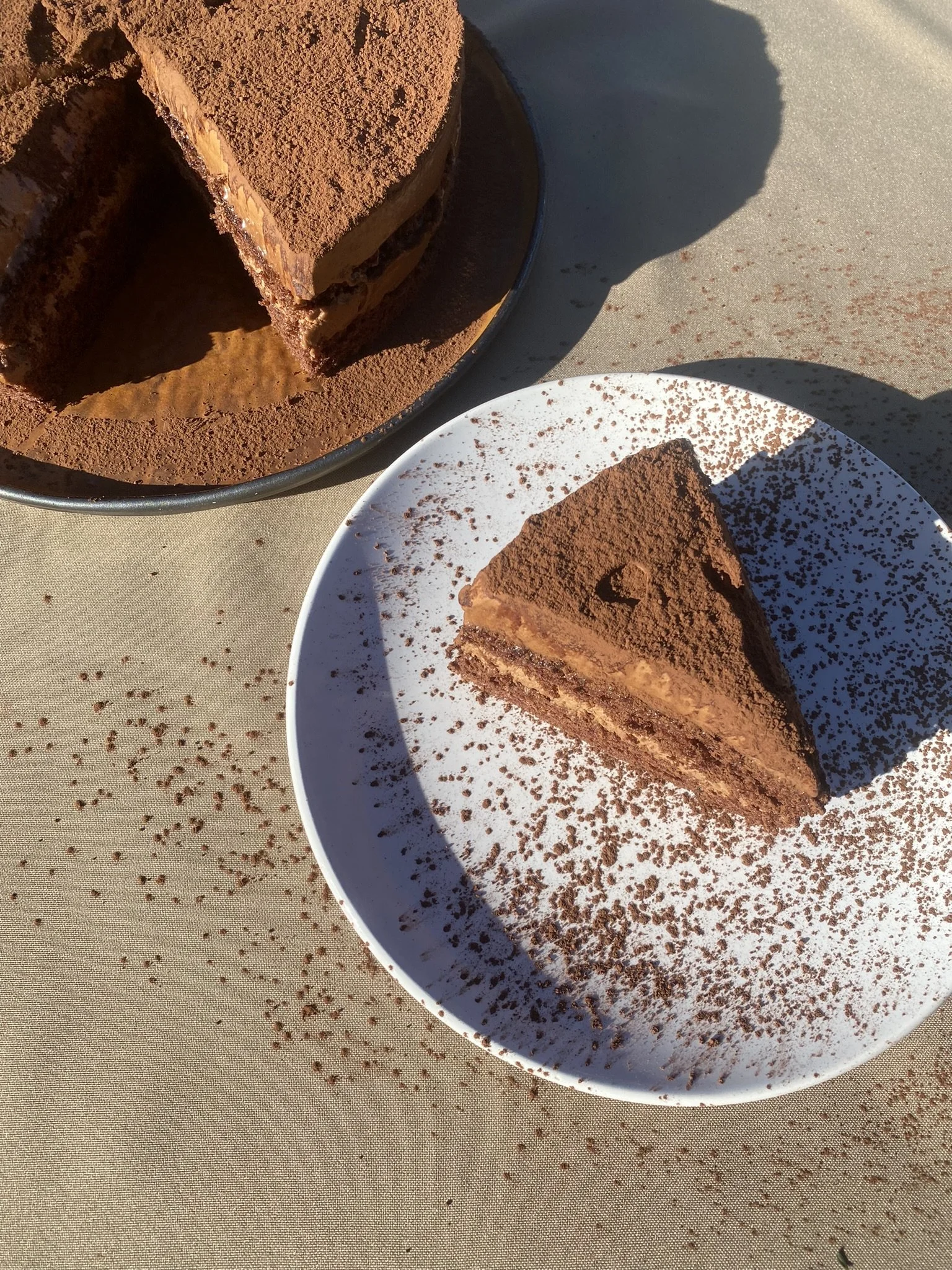 Chocolate mousse cake