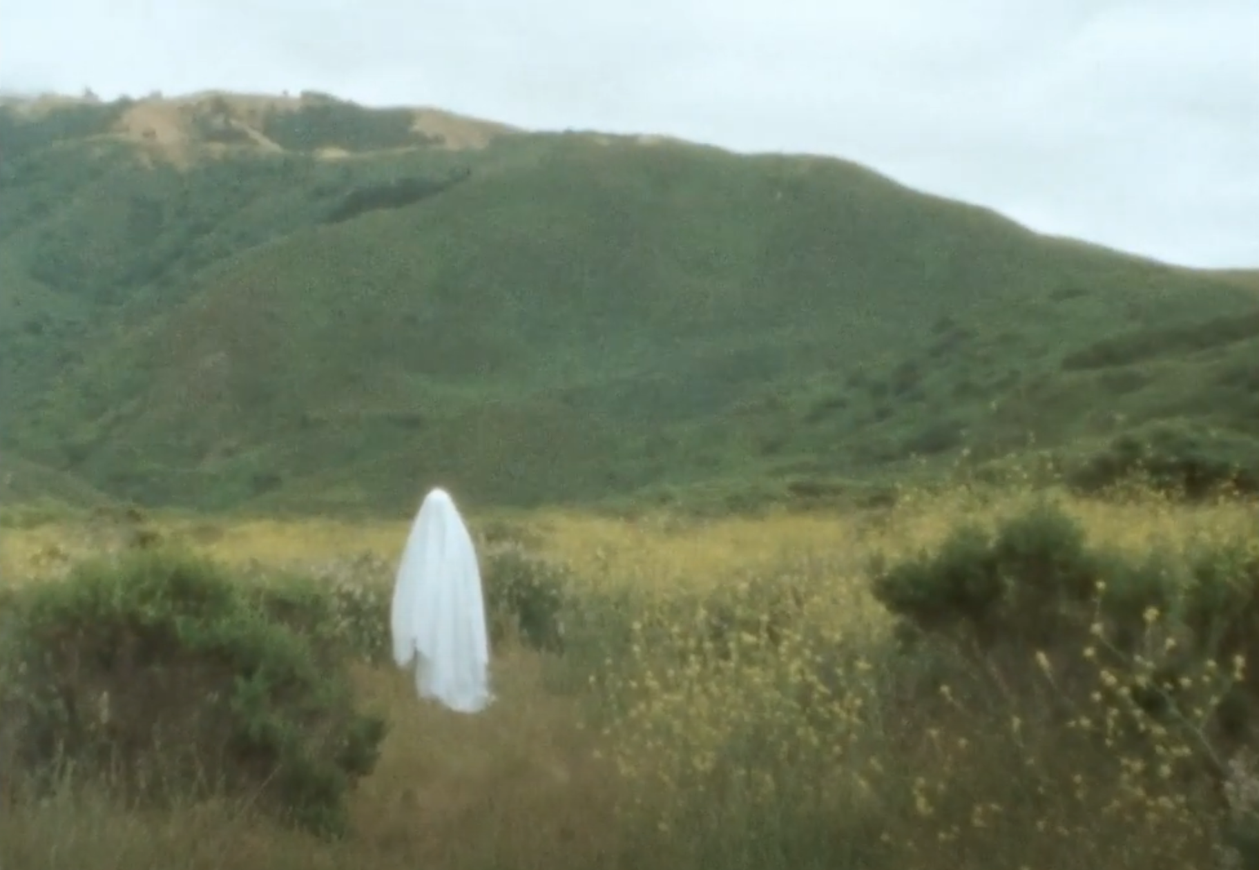music video review: twentyfold by chloe gallardo
