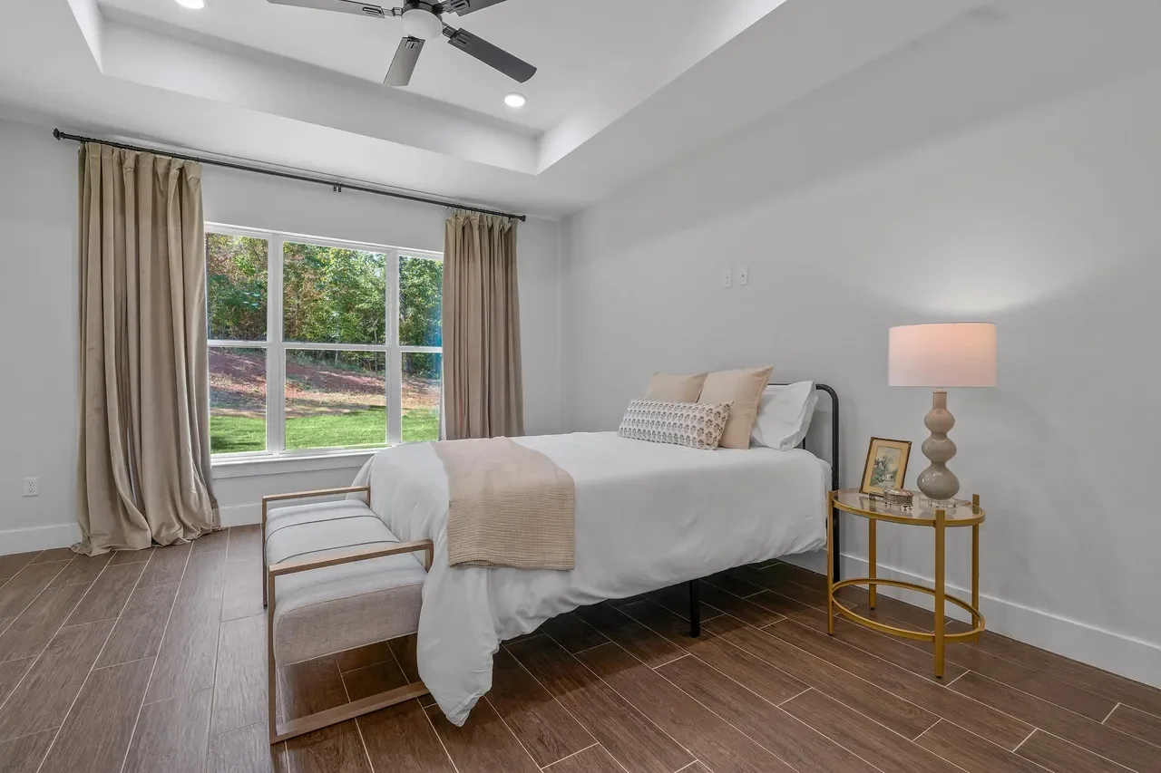 ridgeline master bed.webp