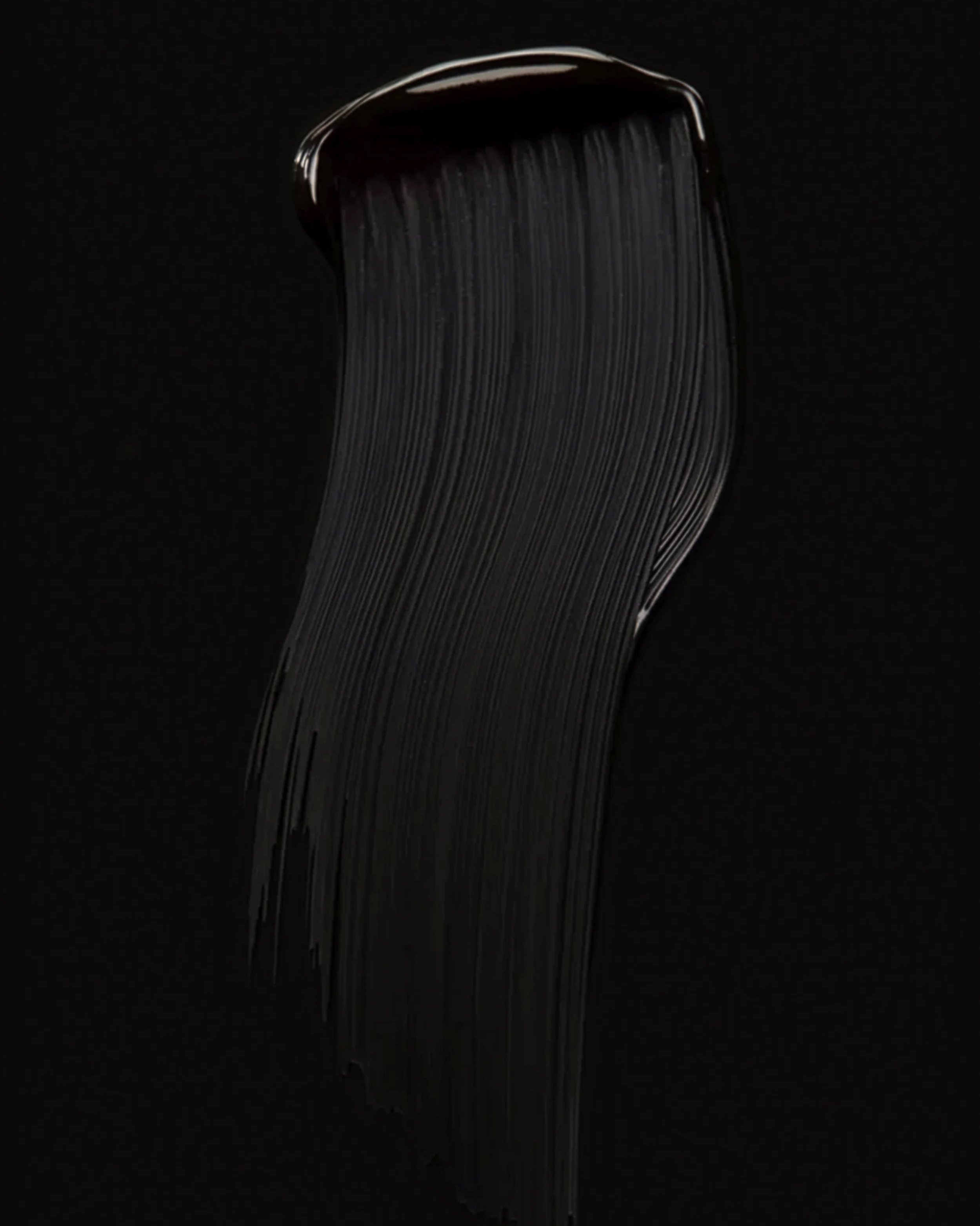 20231207_BenefitCosmetics_EditorialSwatch_Black.jpg