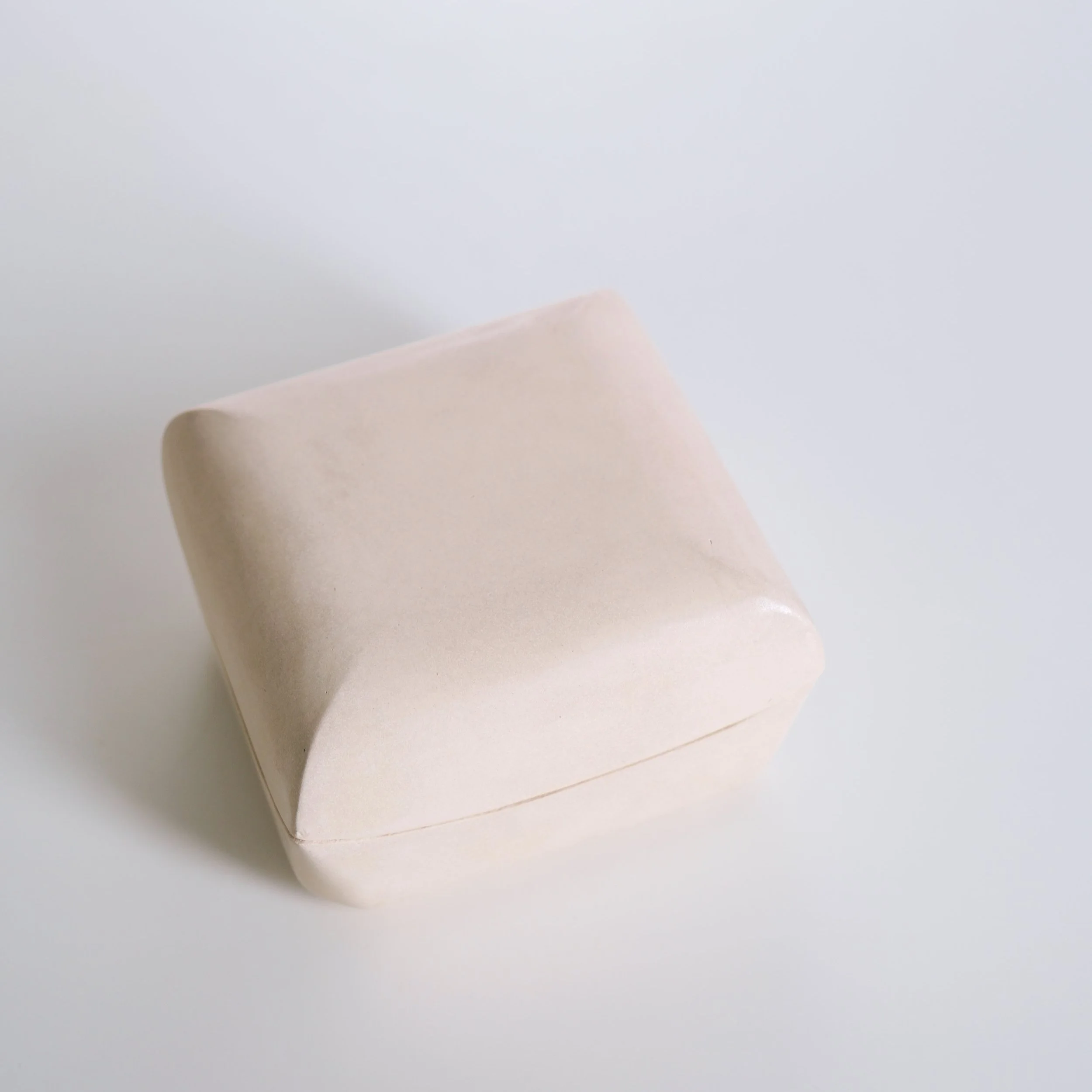 Polished ceramic box Light Beige