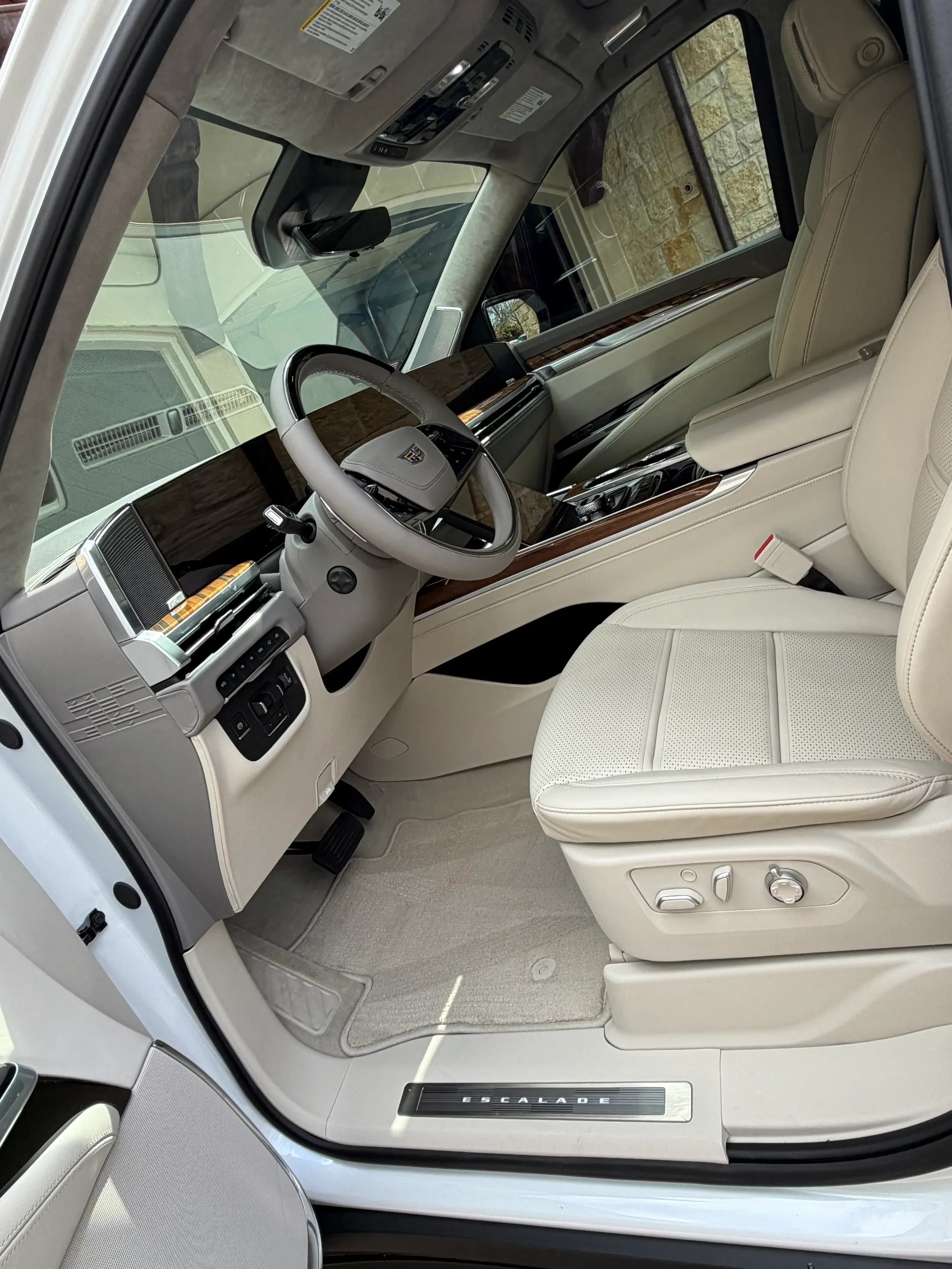 Interior Detail, Full Detail