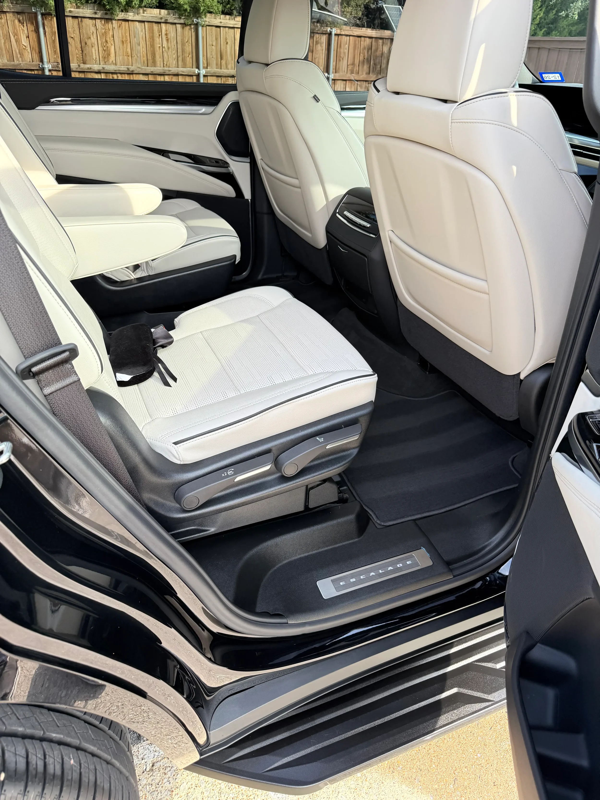 Interior Detail, Full Detail