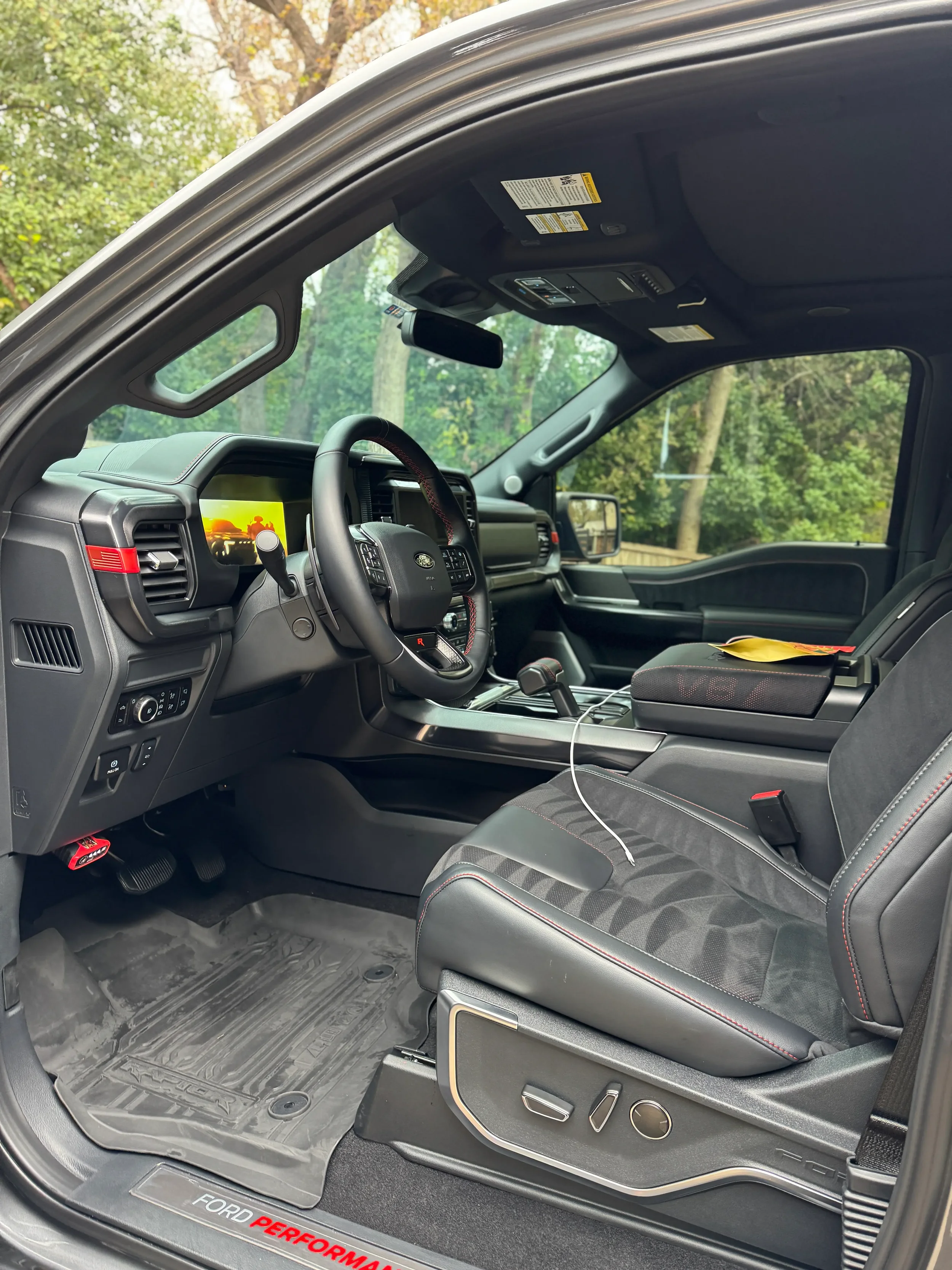Interior Detail, Full Detail