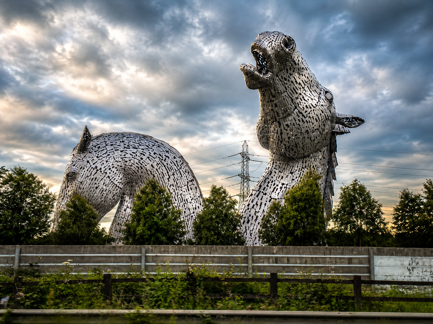 The Kelpies taken by Looch in Drews car