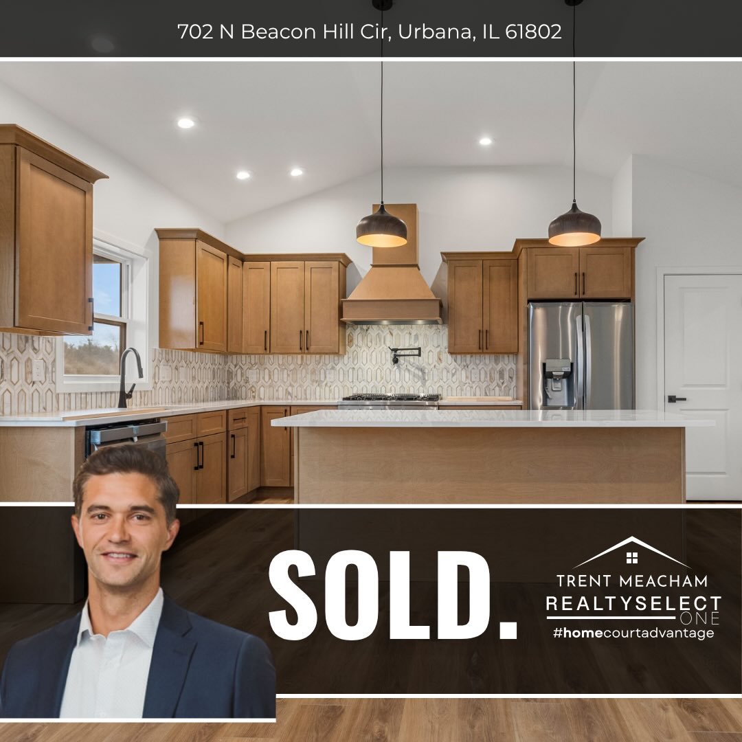 Just closed on this new build. The builder @jpnyadaro is first-class! 👏🏼👏🏼

Checkout @nyadarohomes if you&rsquo;re considering new construction 🏠.

*I&rsquo;m a licensed Realtor with @realtyselectone
