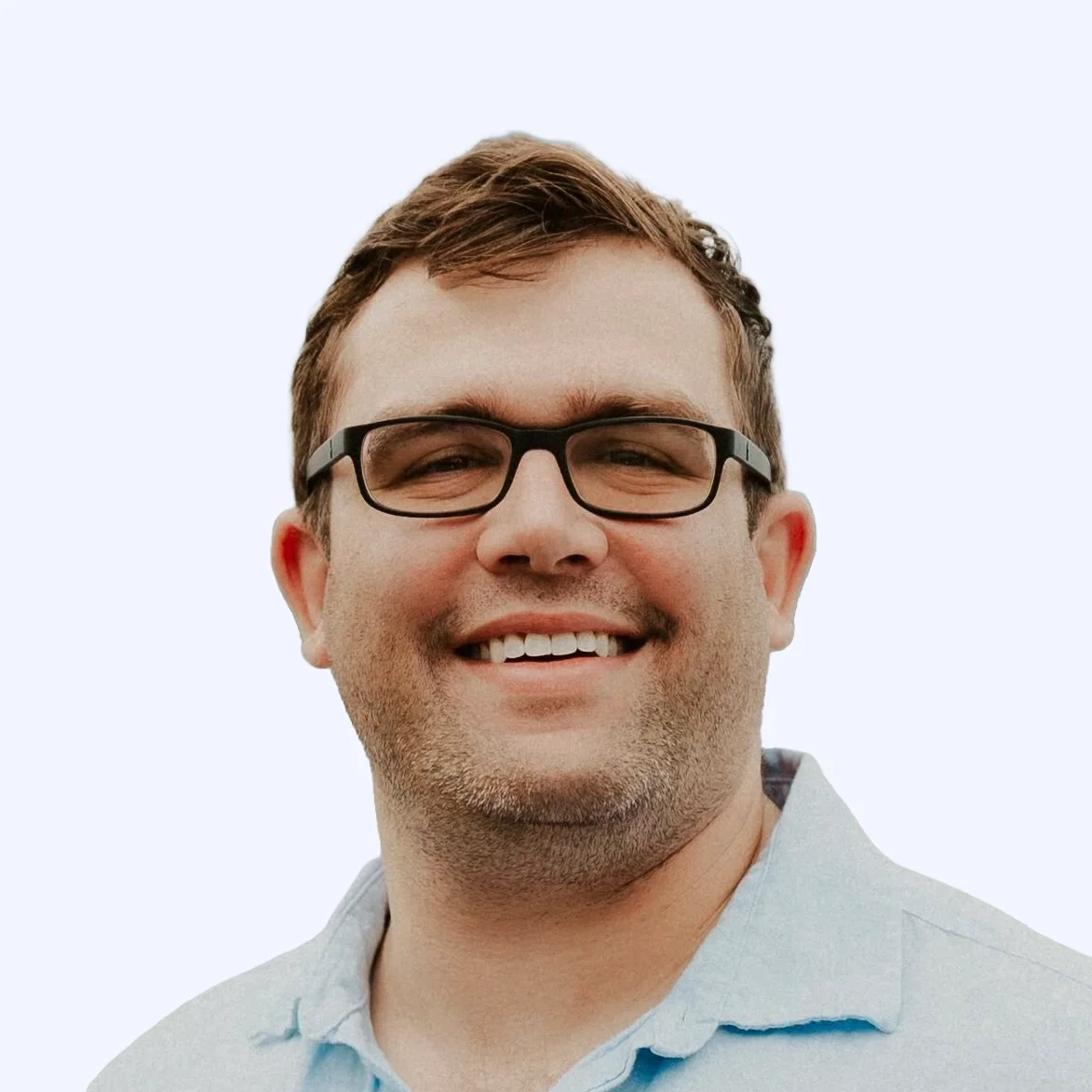 Travis Sauer headshot