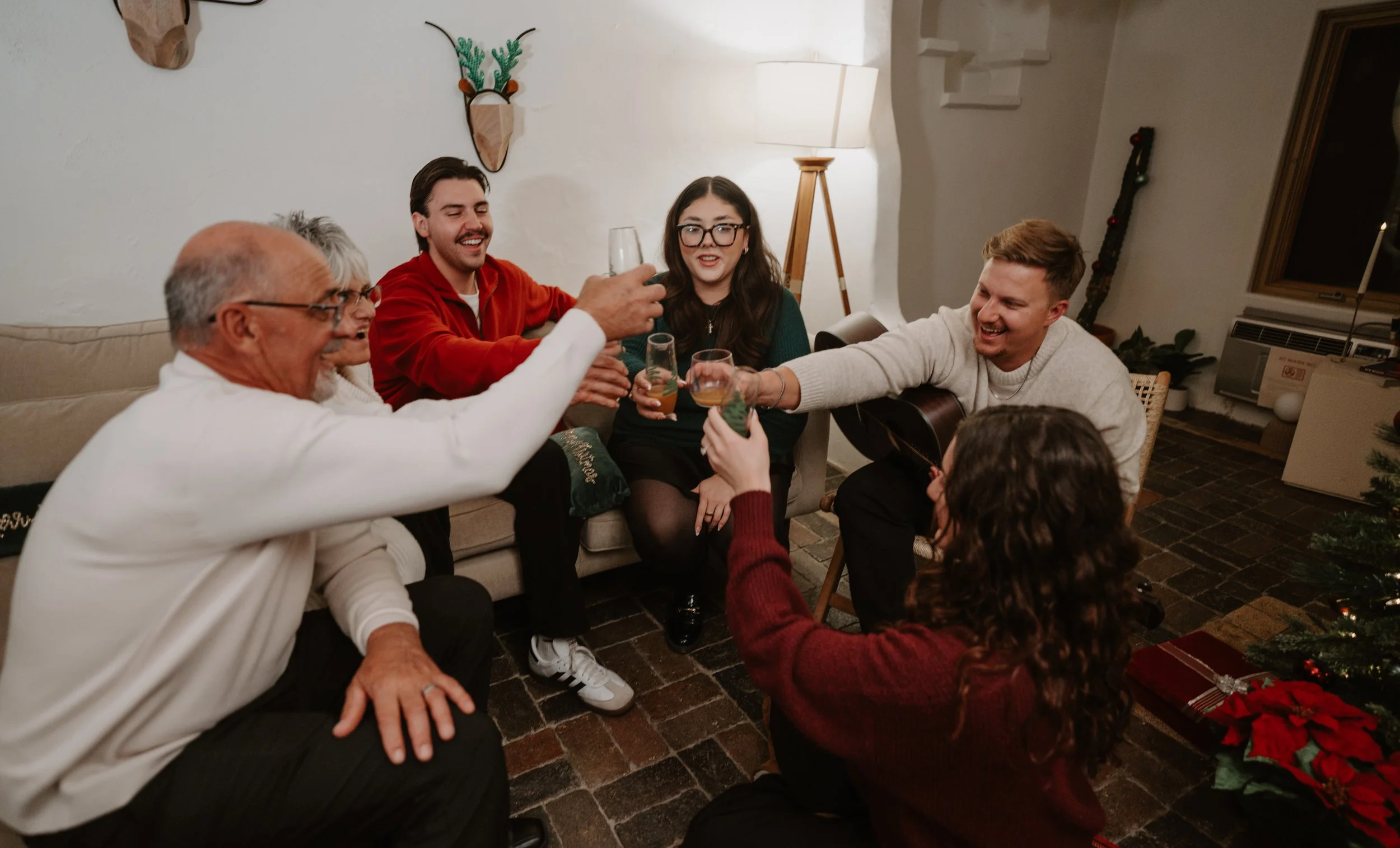 Christmas Dinner Party Photoshoot-62.jpg