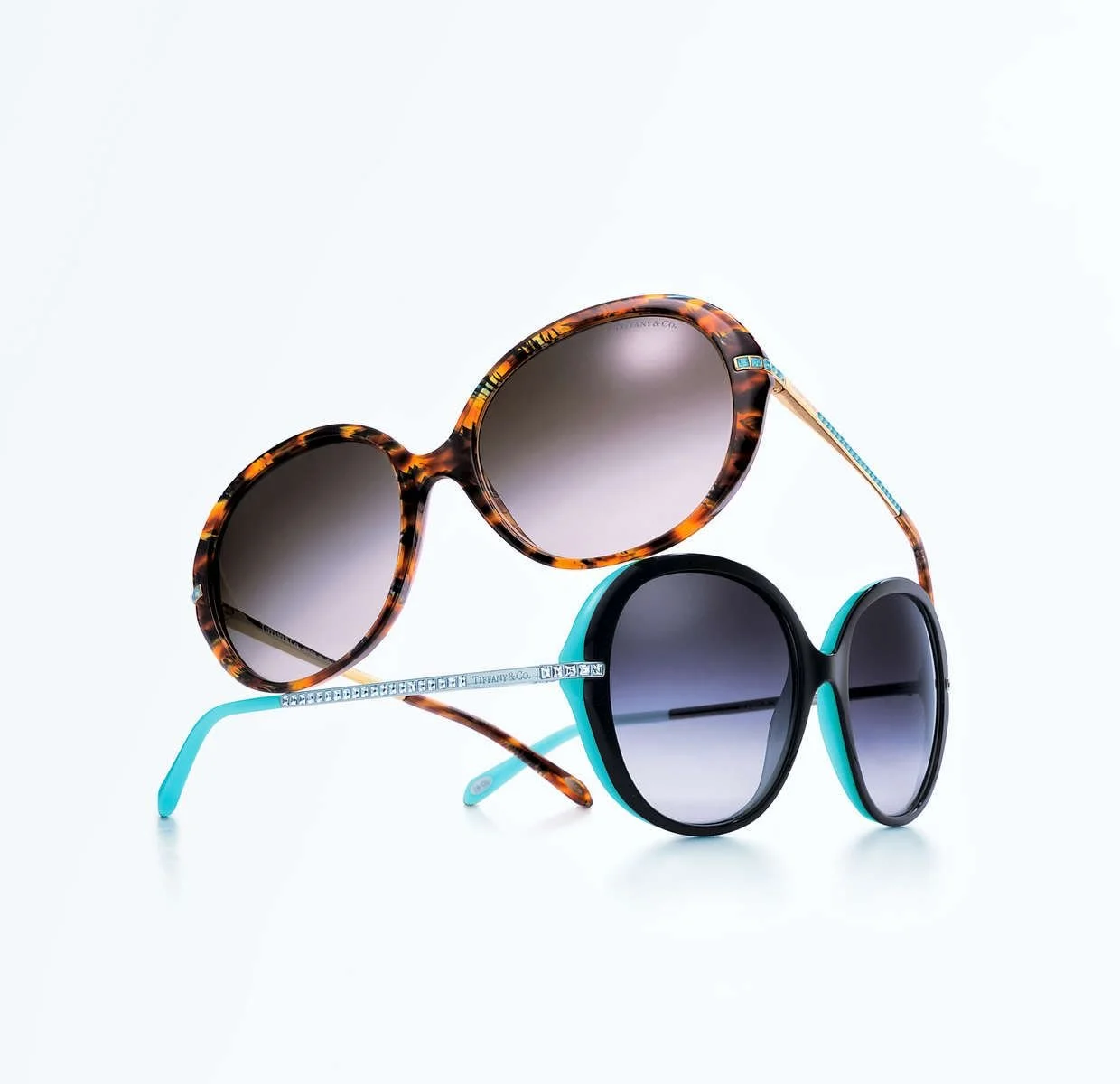Tiffany_-_Co.-007_Sunglasses-on-white.jpg