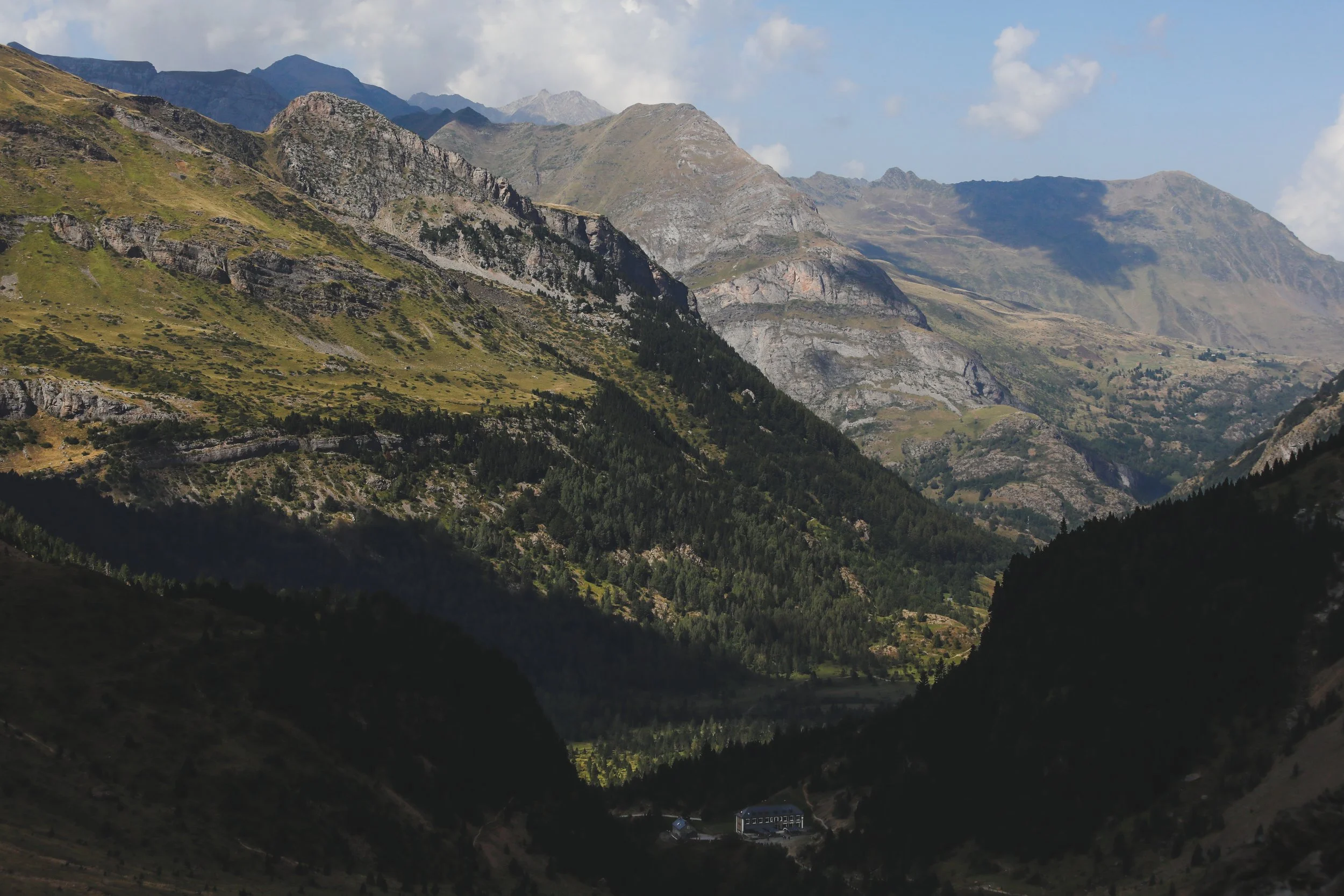 Lookout from Cirque de Gavarnie.jpg